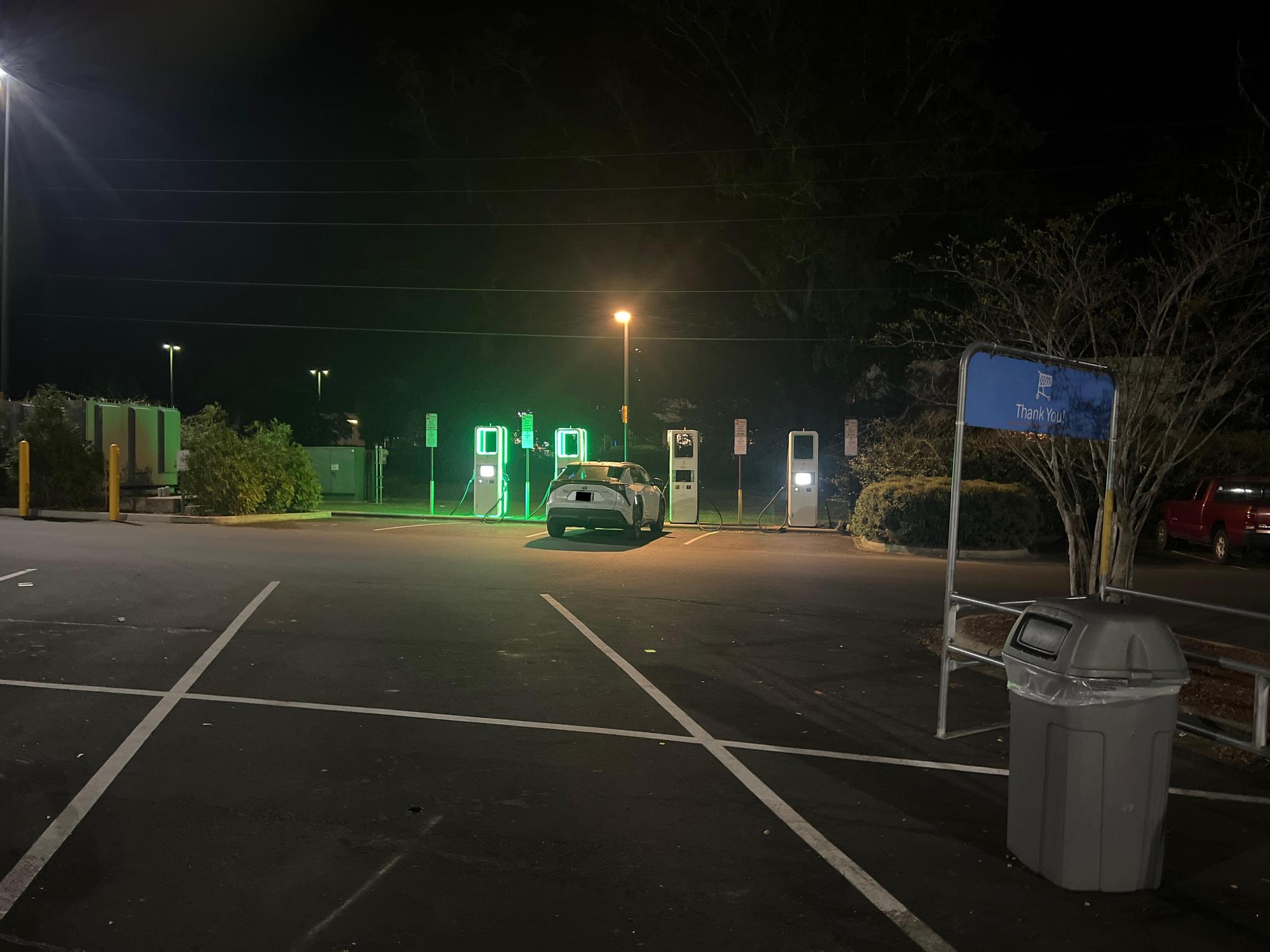 Walmart Supercenter Chipley, FL EV Station