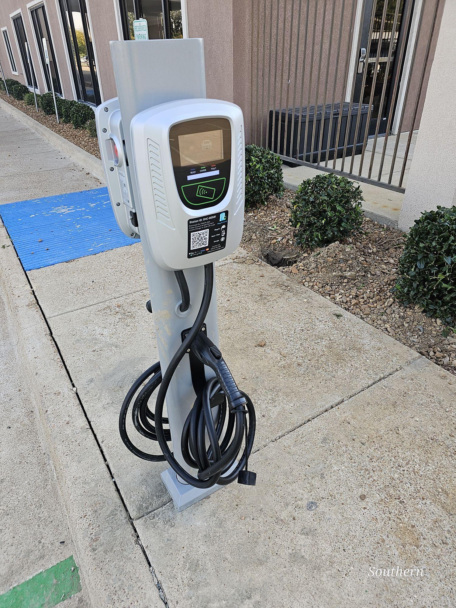 Holiday Inn Express Forrest City, AR EV Station