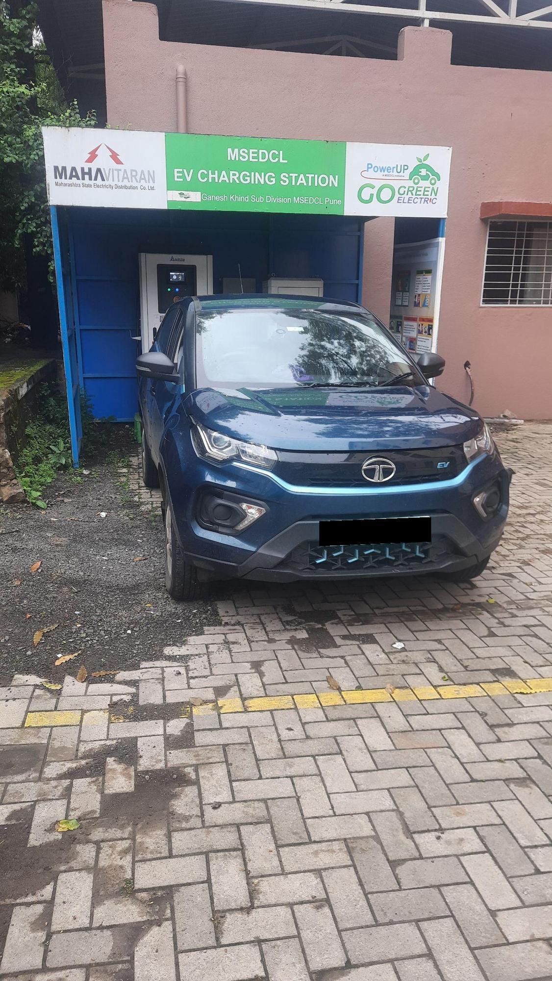 Ganeshkhind Subdivision Gokhale Nagar Pune Pune, MH EV Station