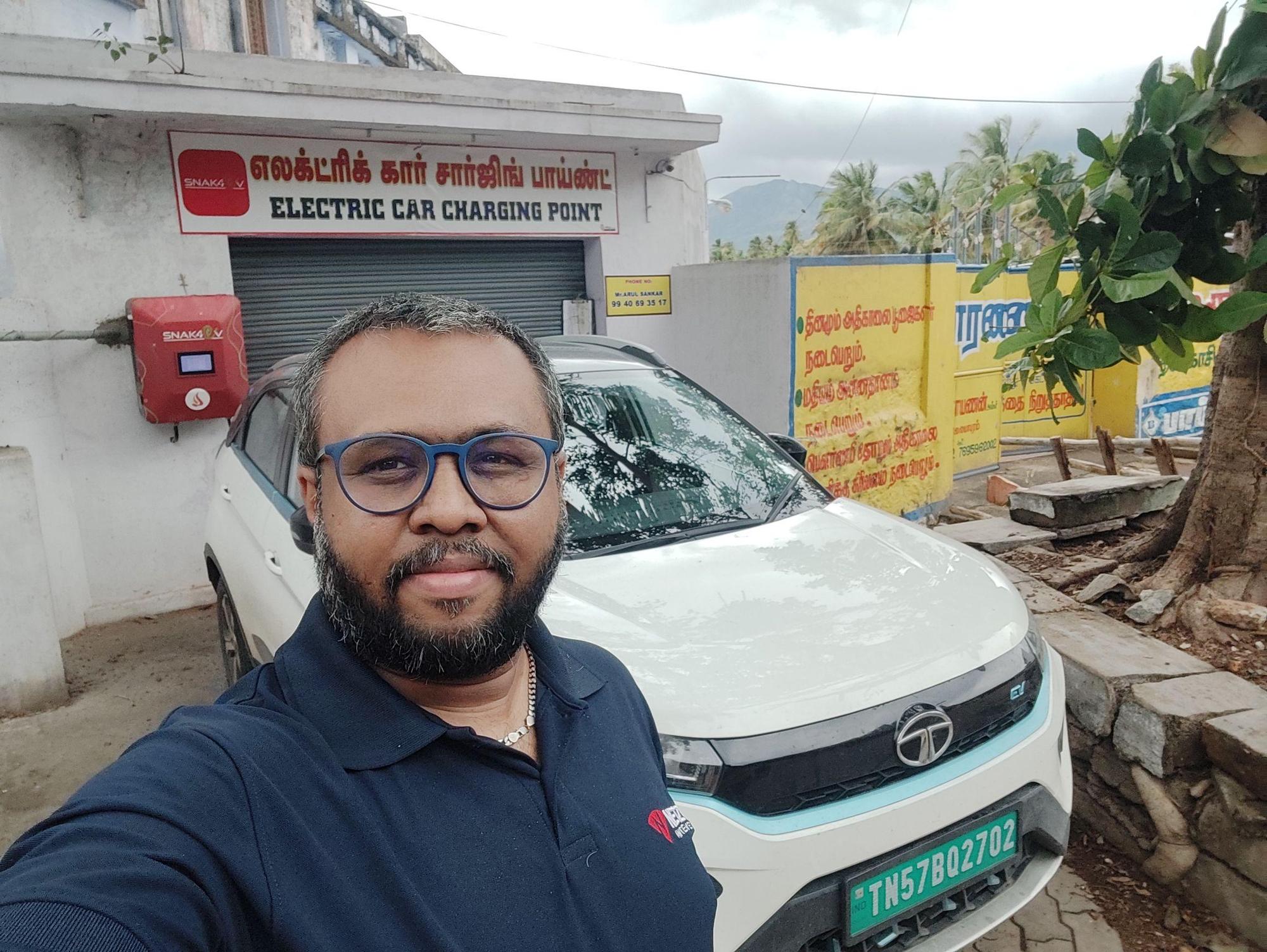 SM Hospital Tenkasi, TN EV Station