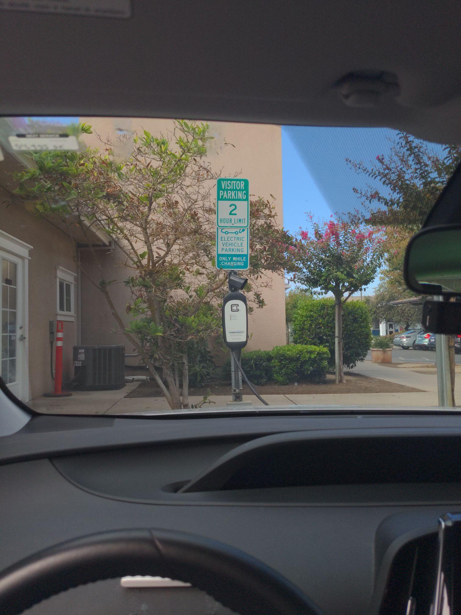 Monte Vista Small Animal Hospital Turlock, CA EV Station