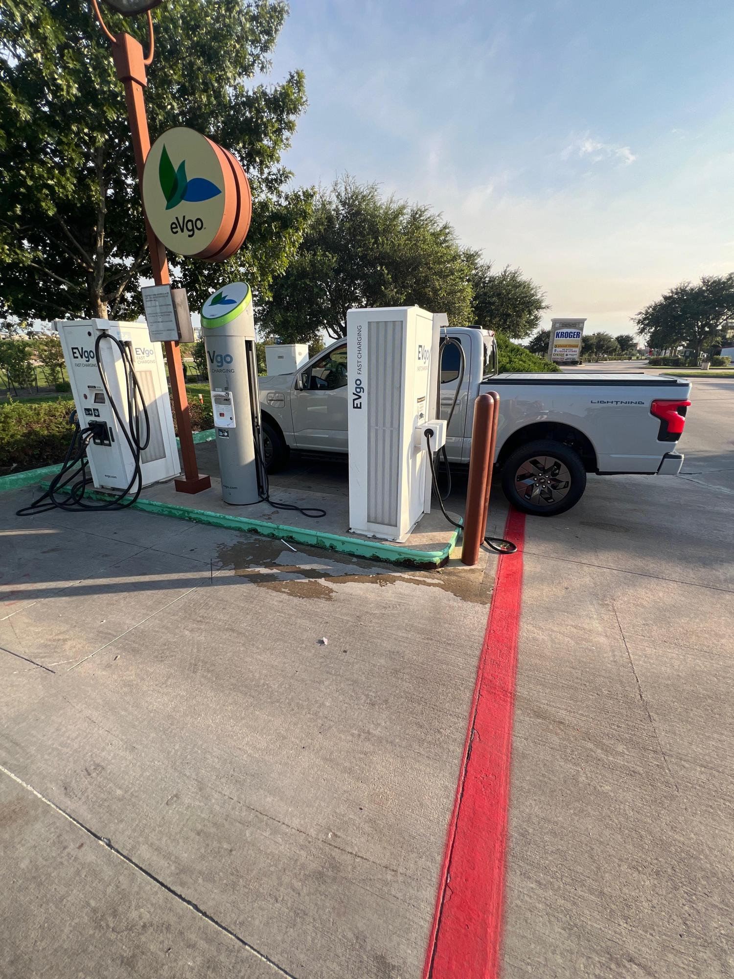 Cracker Barrel Pearland, TX EV Station
