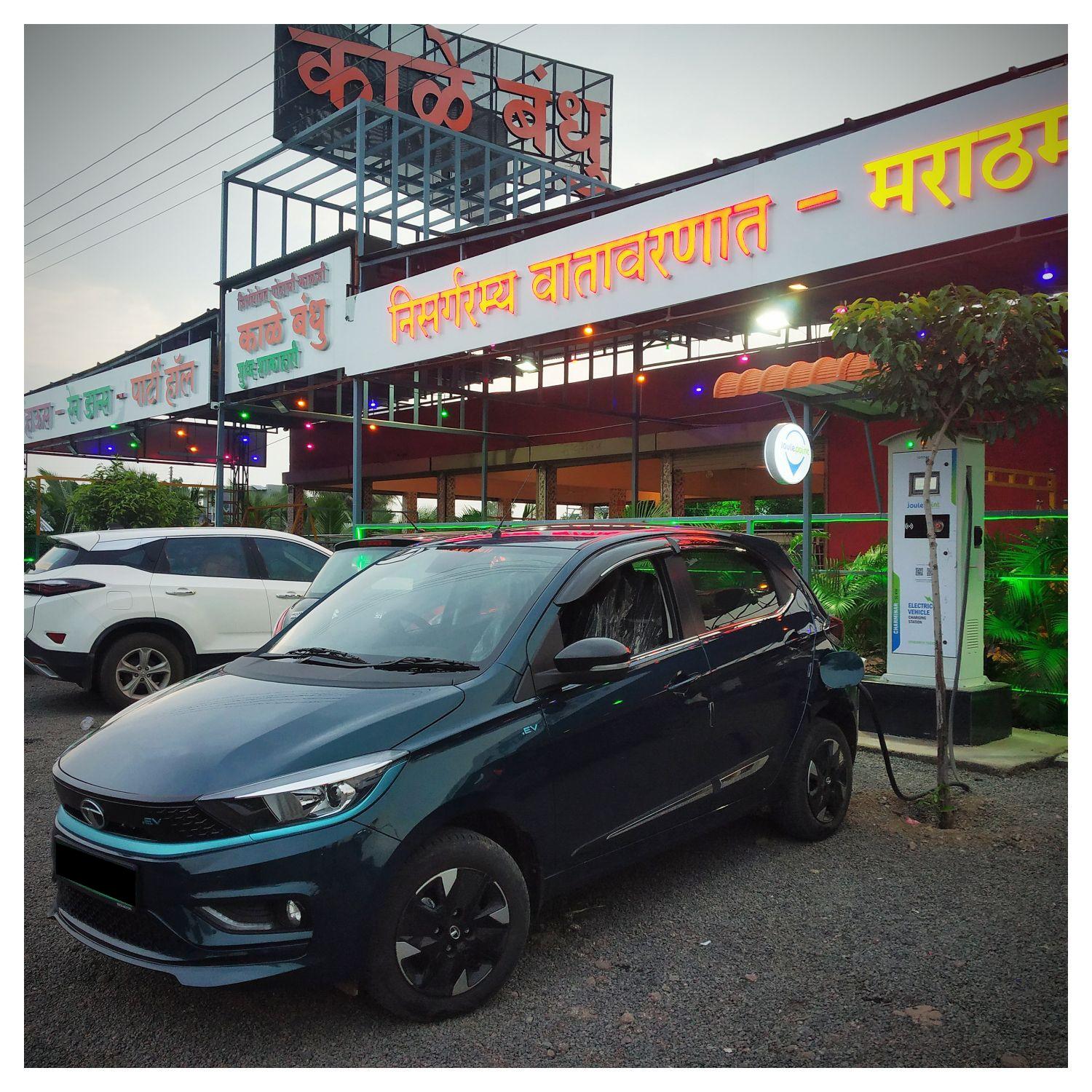 Kale Bandhu Restorent, Joulepoint 30kw EV Charging Ccs Khadaka, MH