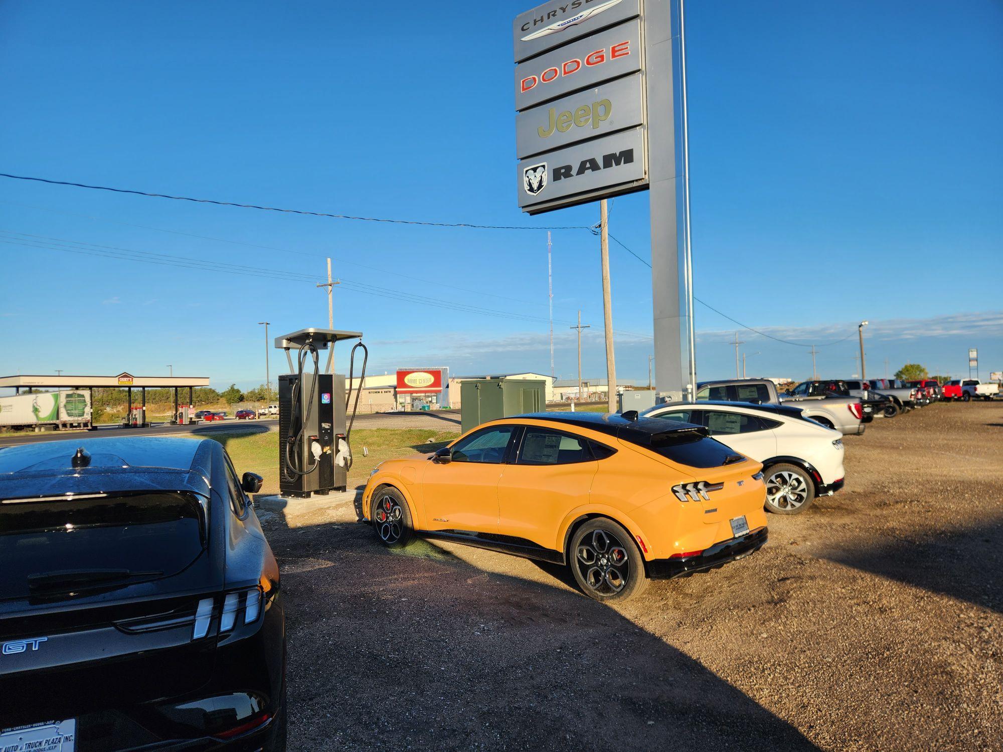 Beloit Auto & Truck Plaza Beloit, KS EV Station