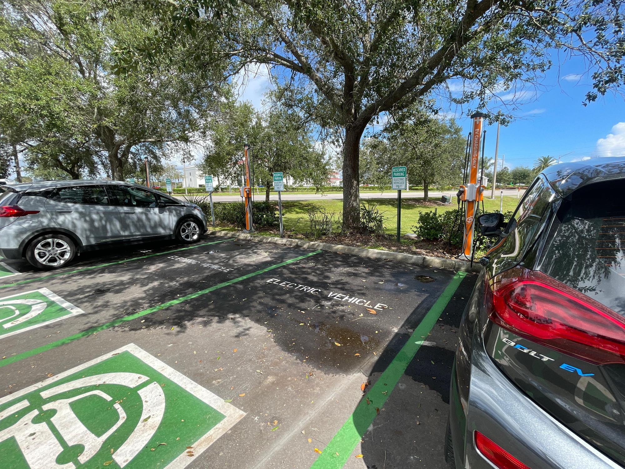 Orange County Utilities Alafaya, FL EV Station