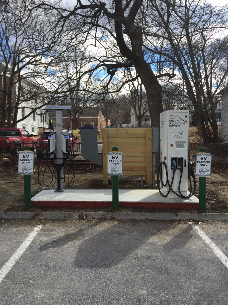 Town of Bennington (1) Bennington, VT EV Station