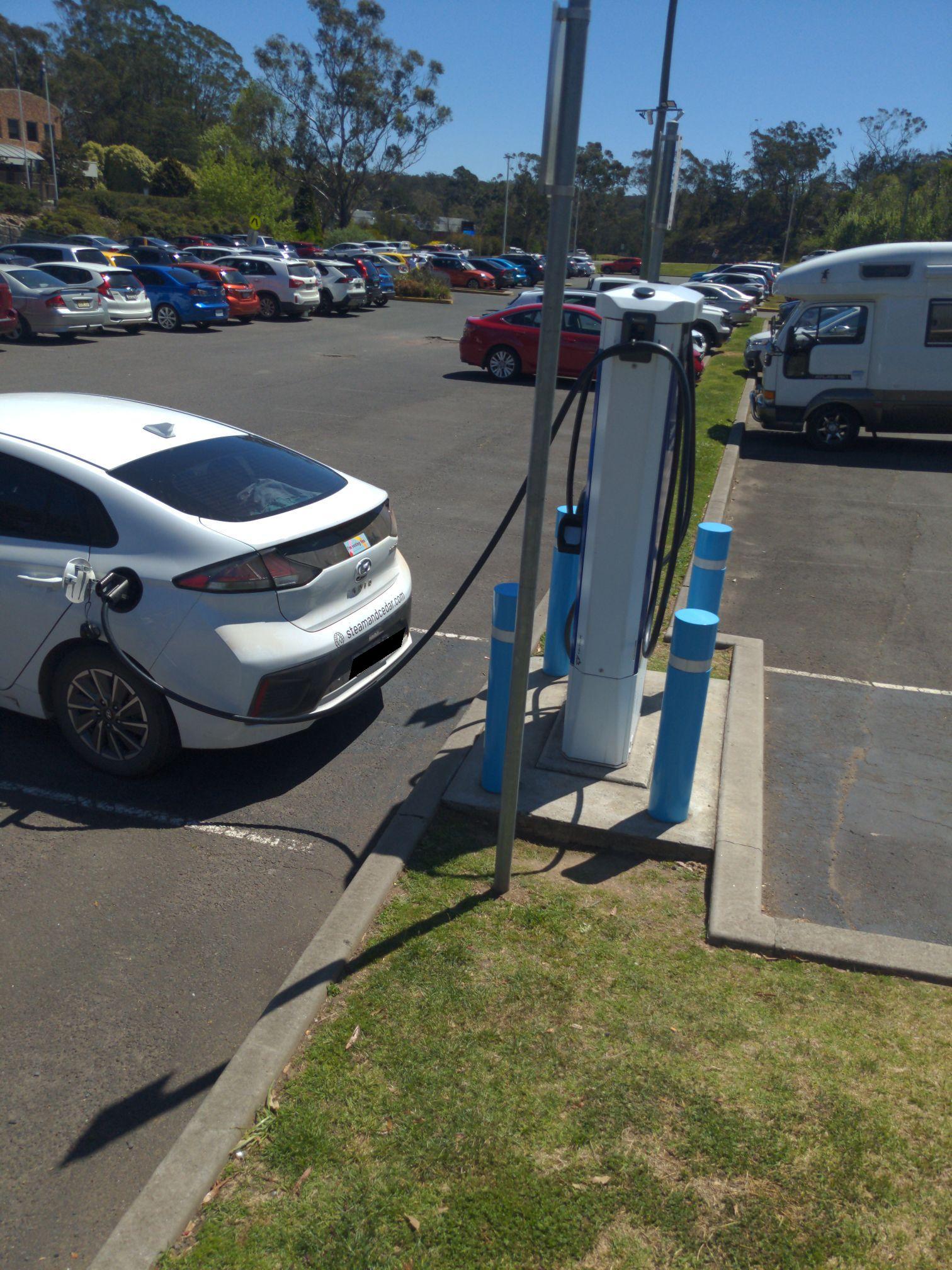 Mittagong RSL Car Park Mittagong, NSW EV Station