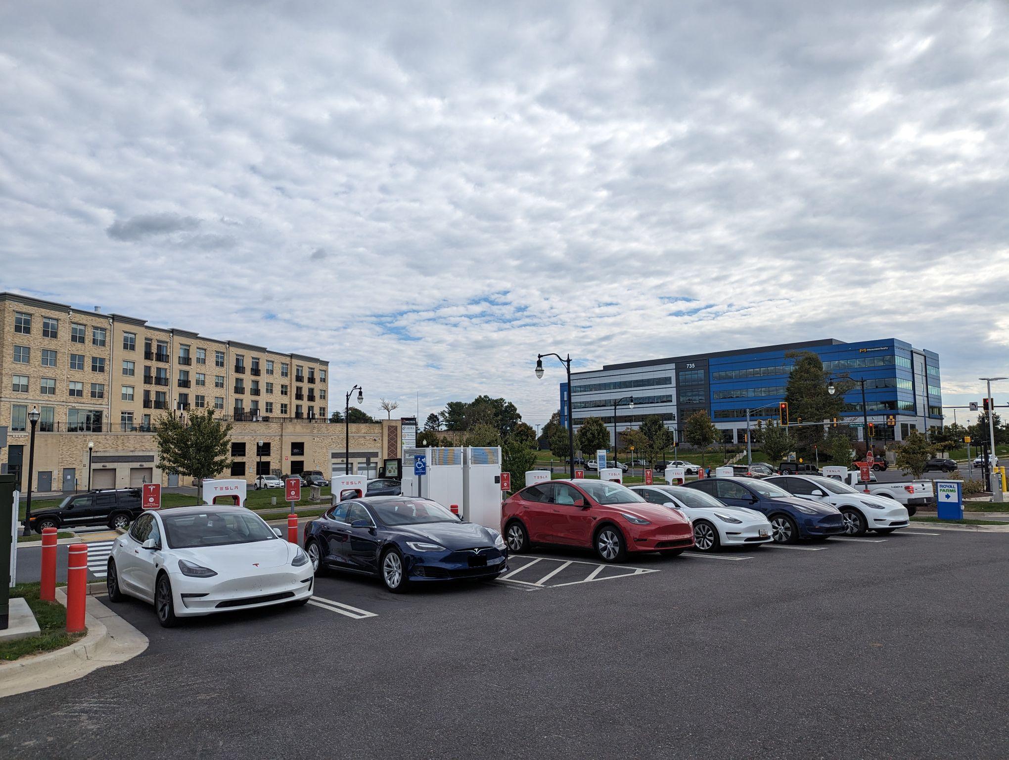 Royal Farms Gaithersburg, MD EV Station