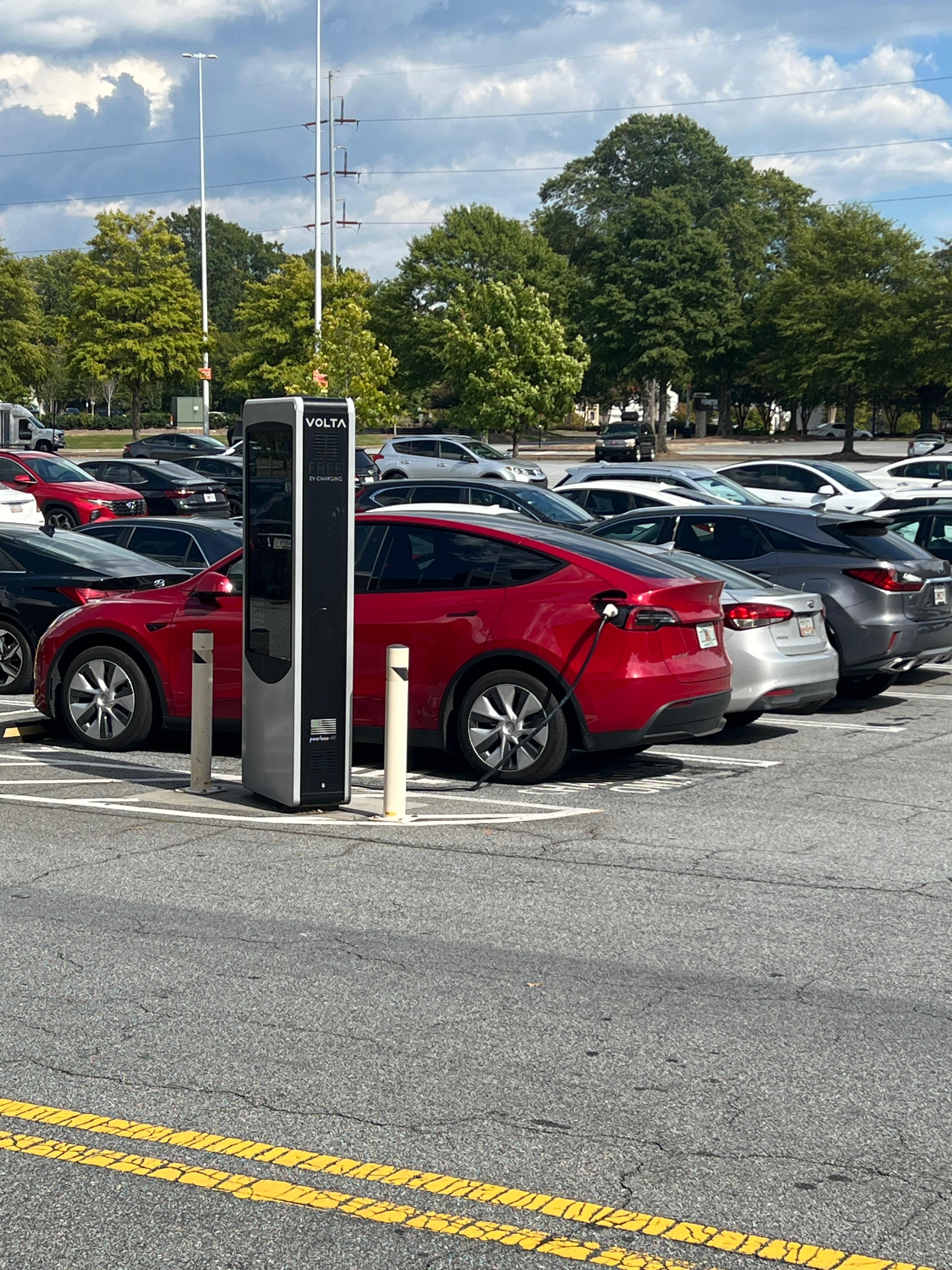Perimeter Mall Dillards Dunwoody, GA EV Station
