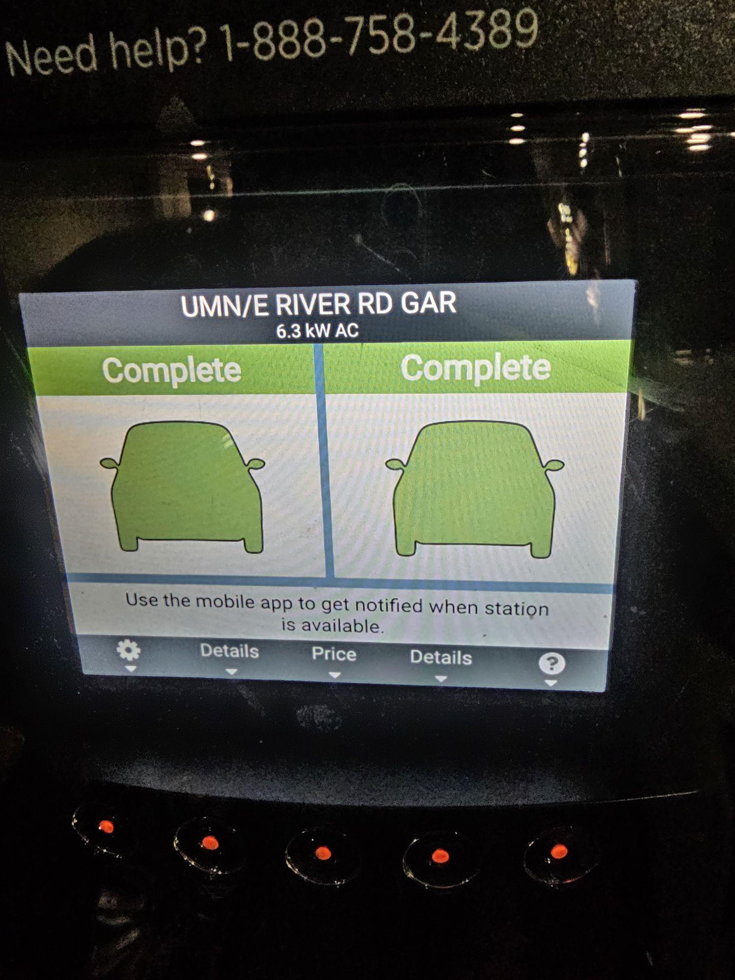 UMN East River Road Garage Minneapolis, MN EV Station