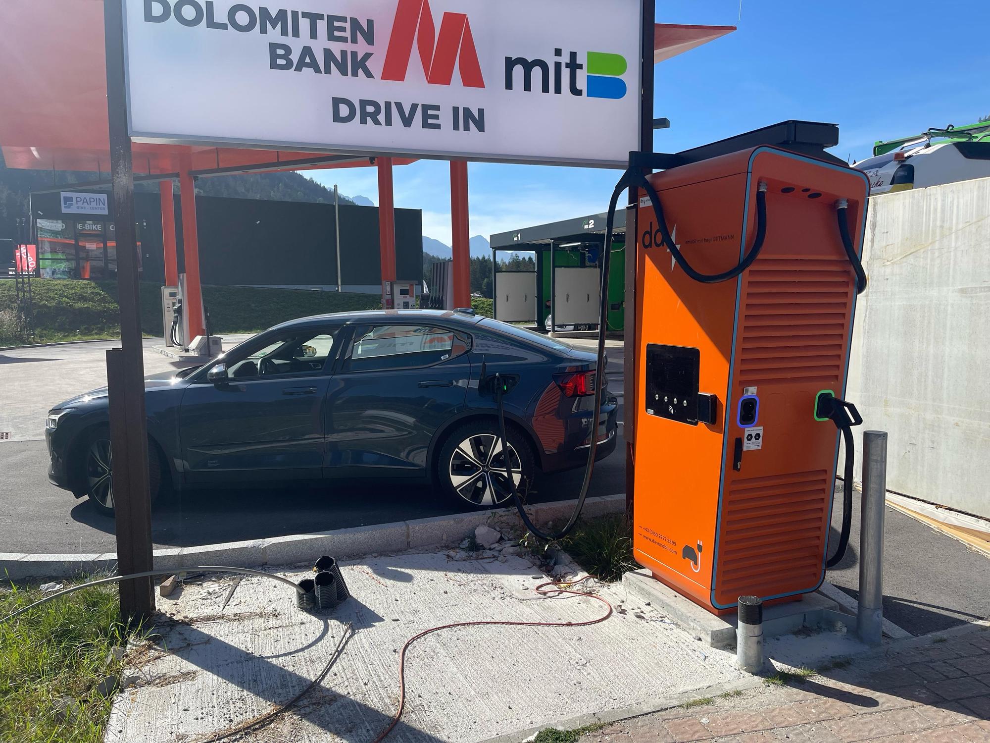 Da Emobil Charging Station