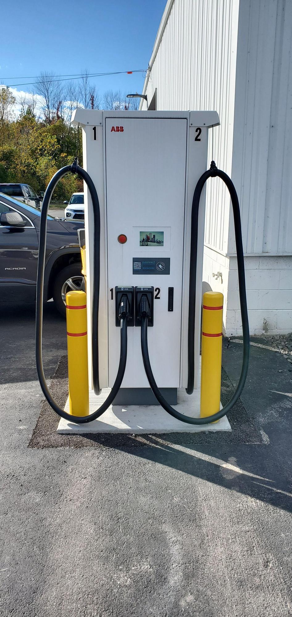 Cavallaro Neubauer Chevrolet Williamson, NY EV Station