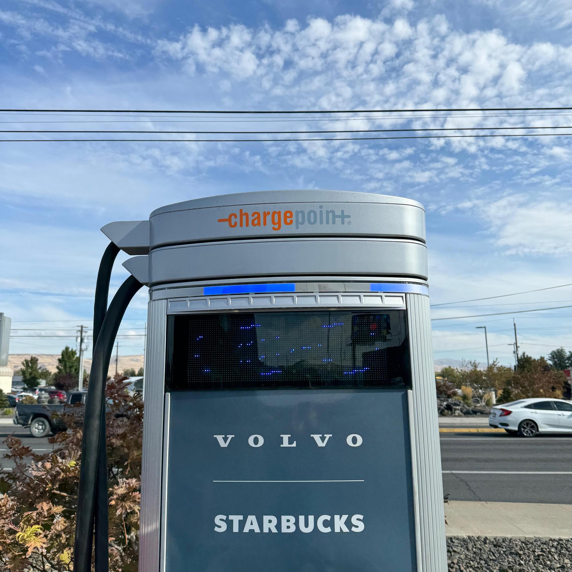 Starbucks Yakima, WA EV Station
