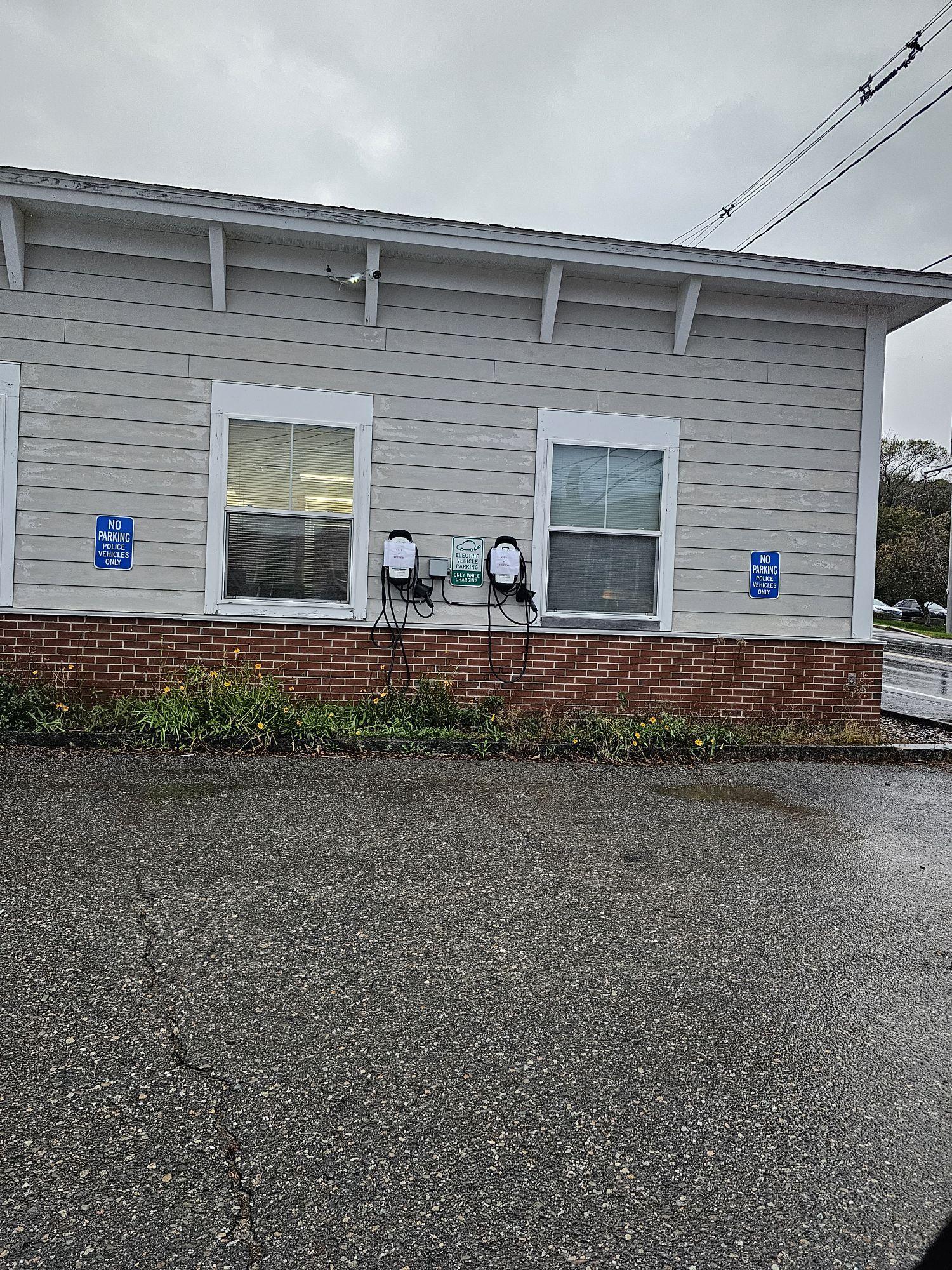 Eastport City Hall / Police Eastport, ME EV Station