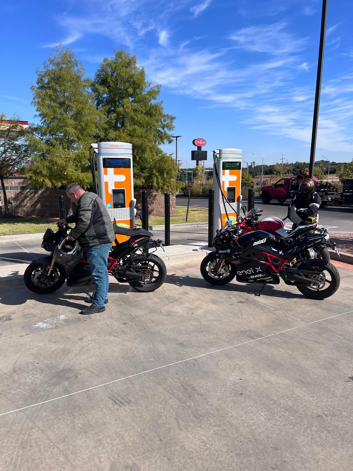 OnCue Edmond, OK EV Station