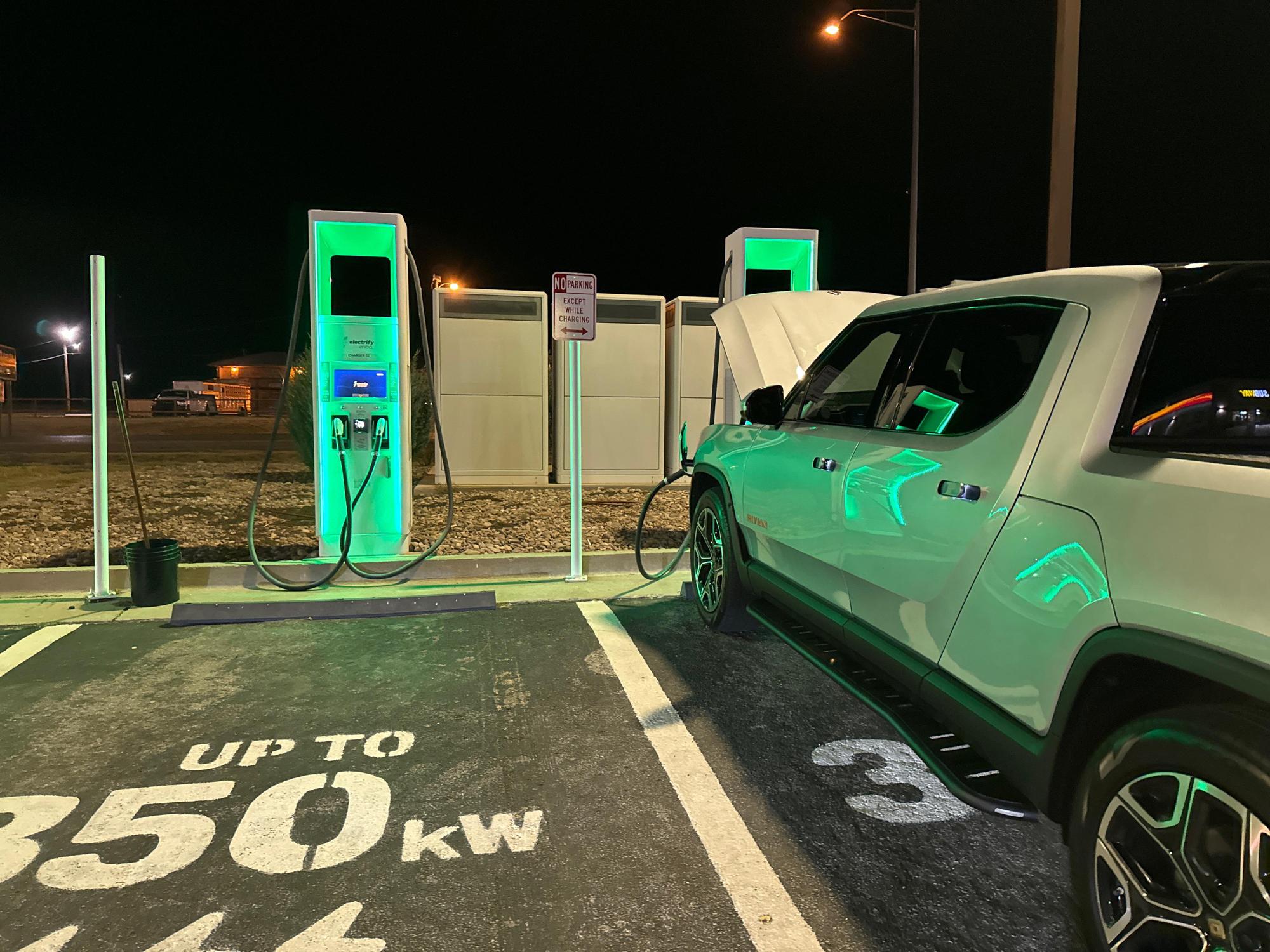 Love's Travel Stop Erick Erick, OK EV Station