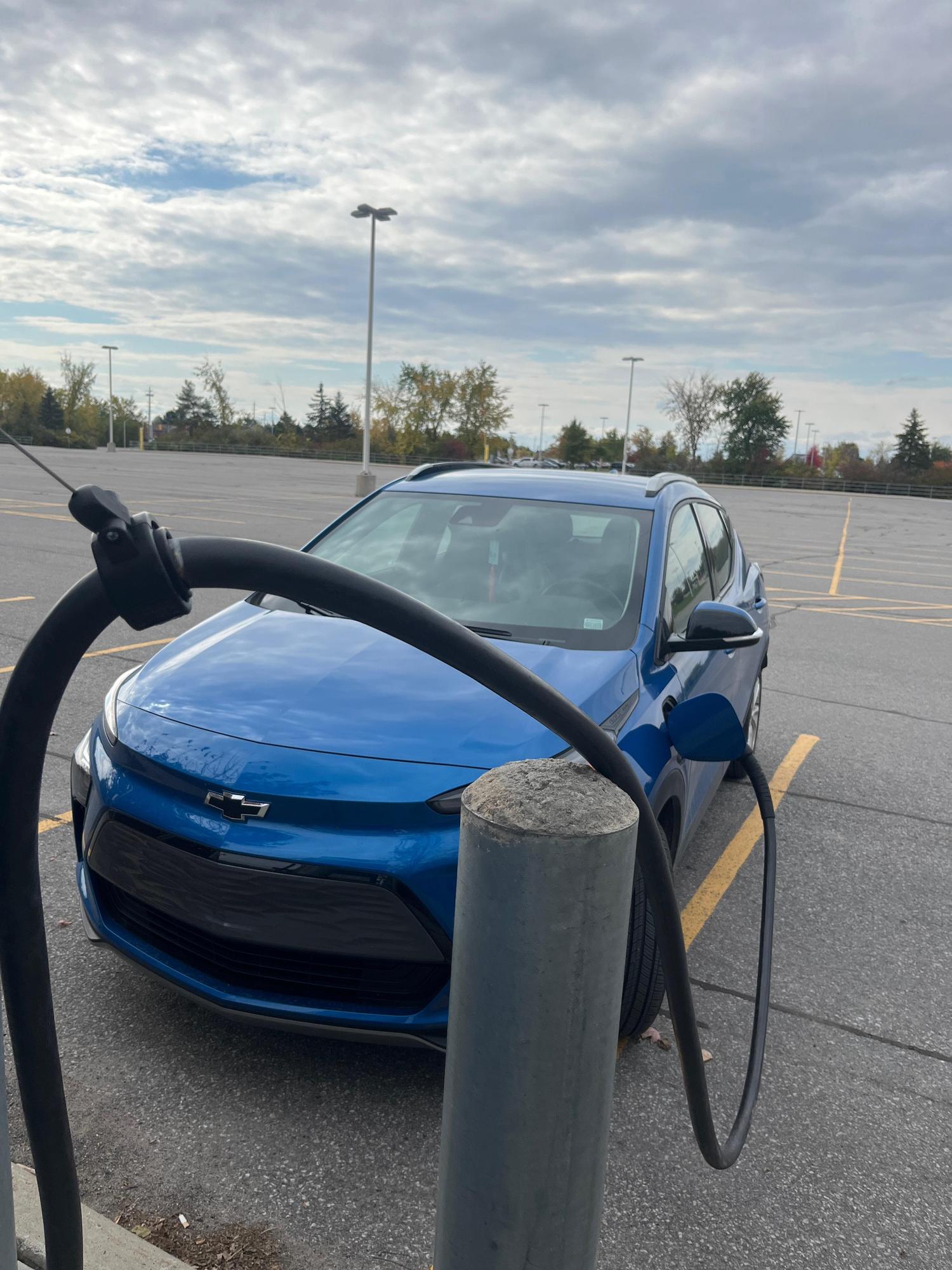 Fallowfield Park & Ride Ottawa, ON EV Station