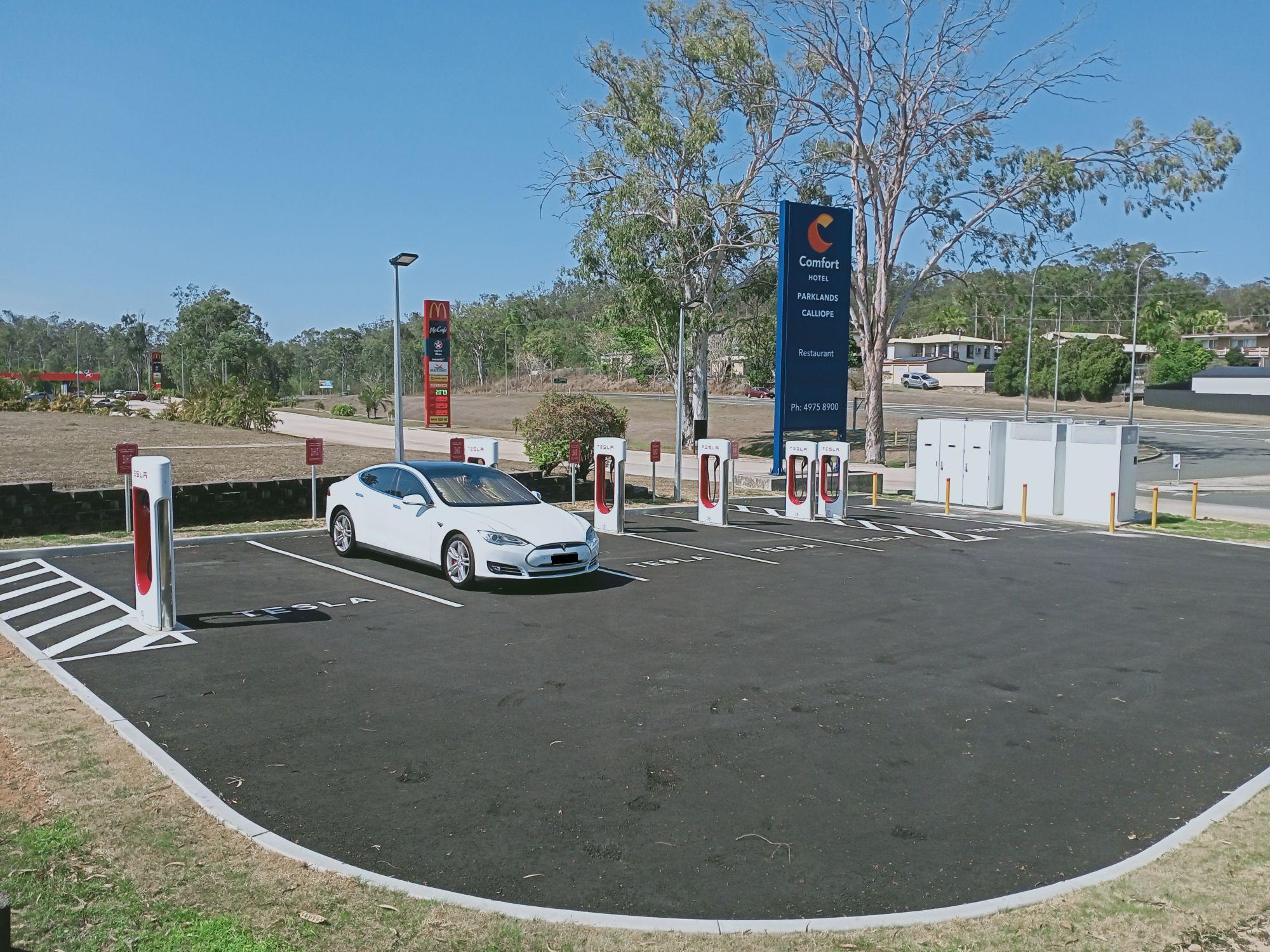 Comfort Hotel Parklands Calliope Calliope, QLD EV Station