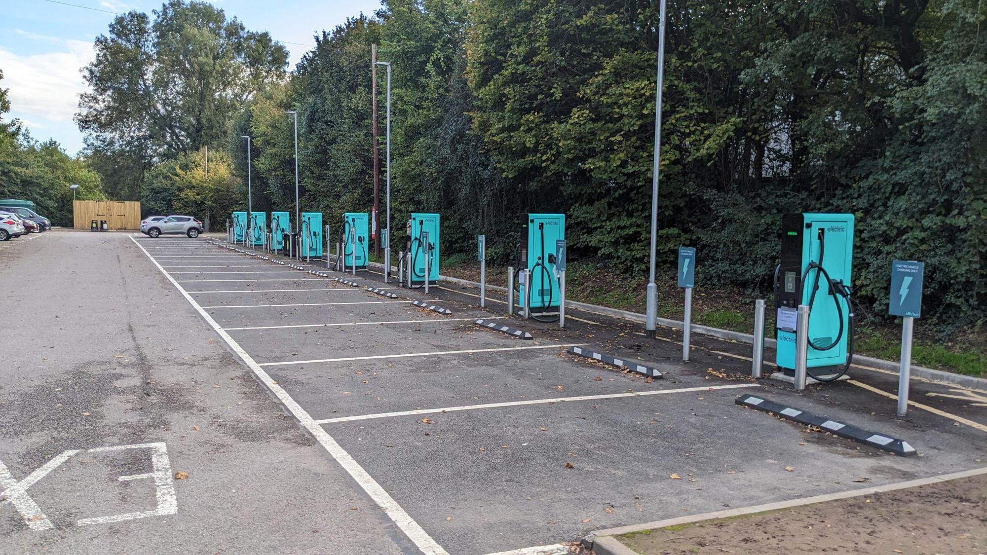 Applegreen Electric Cardiff Gate Pontprennau, Wales EV Station