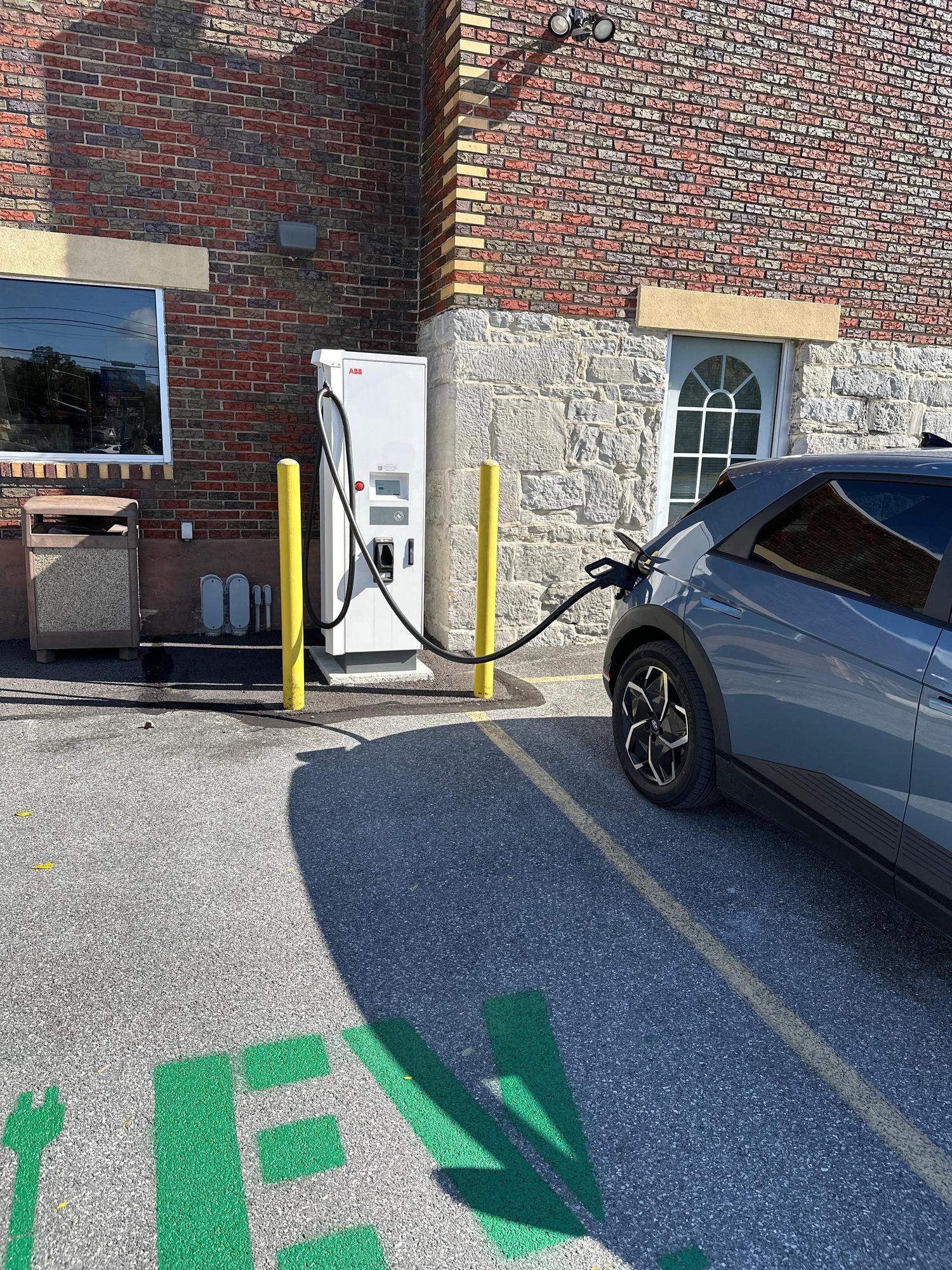 H&H Chevrolet Cadillac Shippensburg, PA EV Station