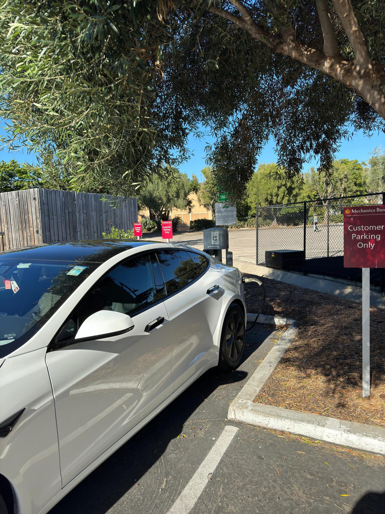 Goleta Mechanics Bank Goleta, CA EV Station