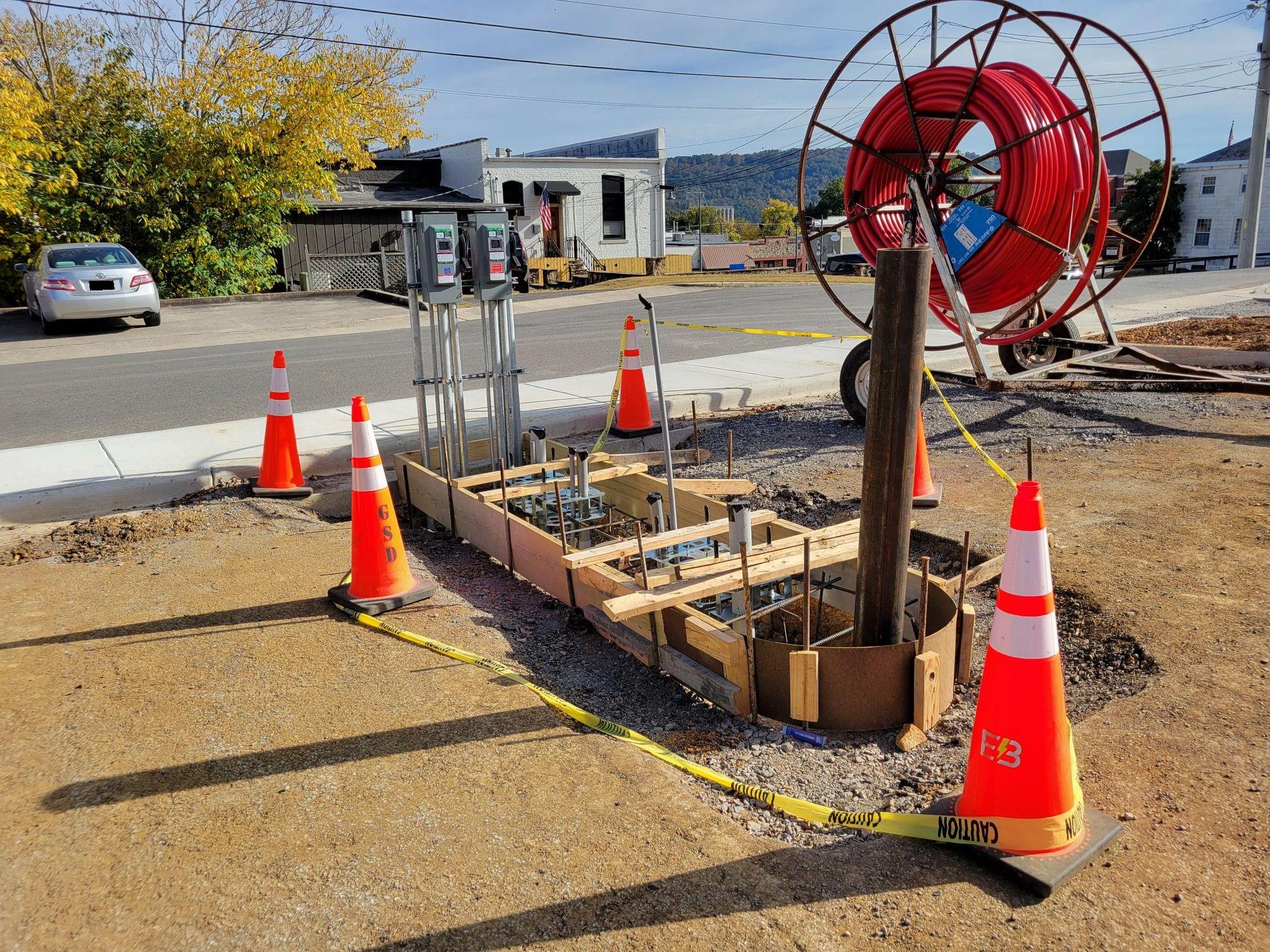 440 Old Town St Parking Guntersville, AL EV Station
