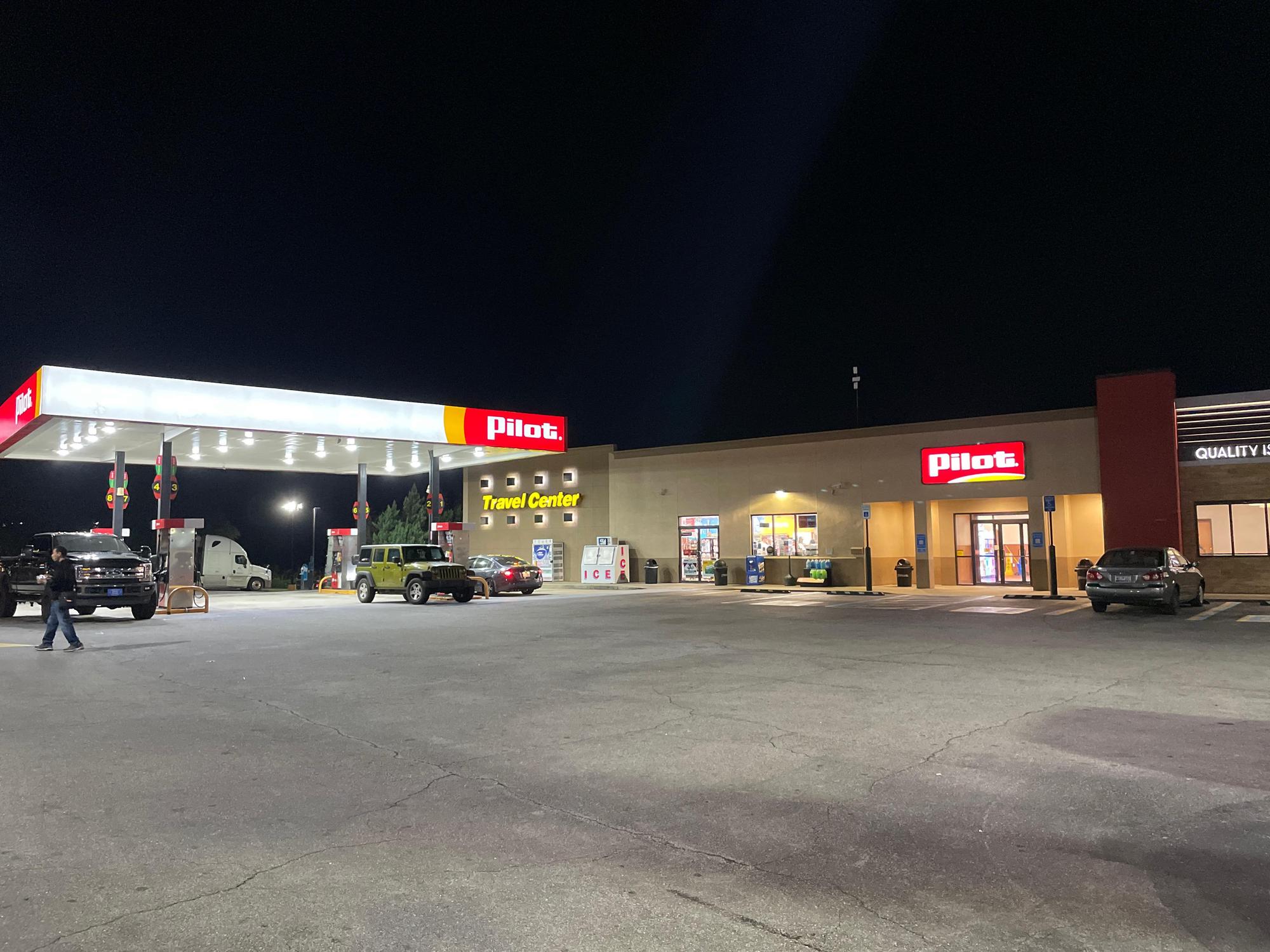 Pilot Travel Center - to7vhic