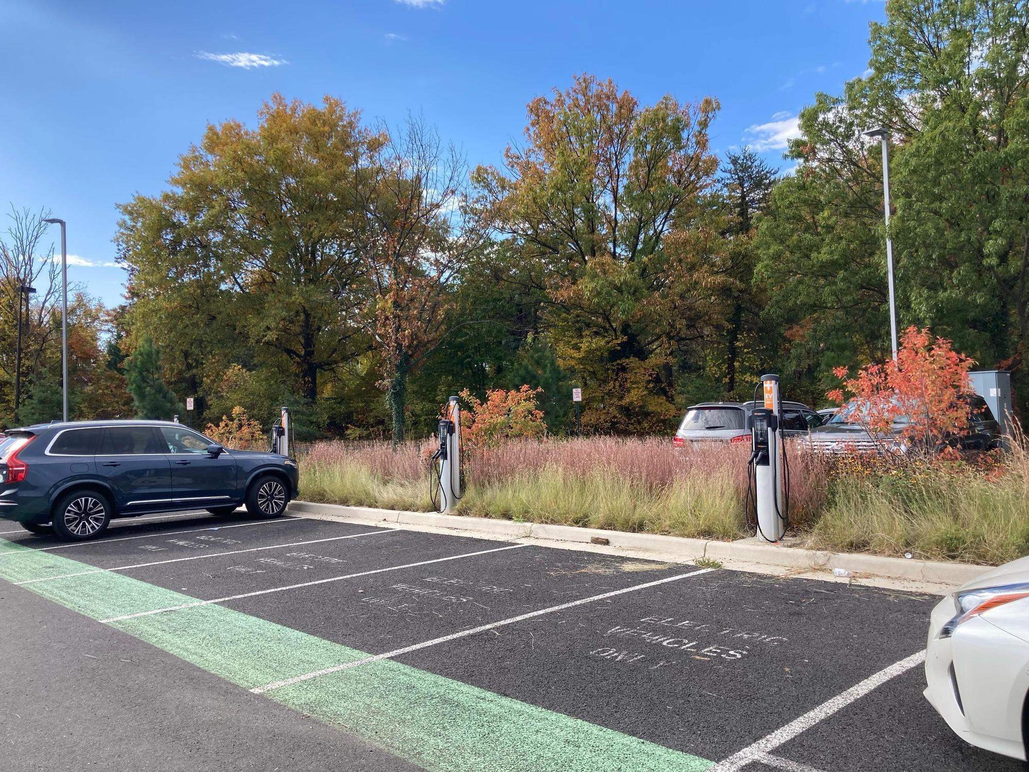 Meridian High School Falls Church, VA EV Station
