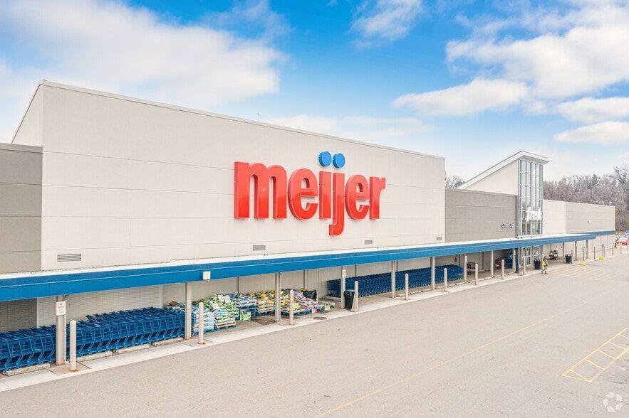 Meijer Alpine (1) Walker, MI EV Station