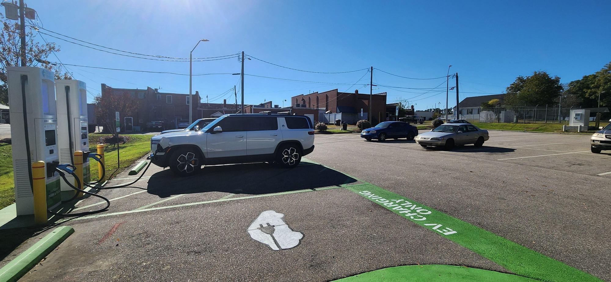 City of Sanford East Humber St Parking Lot Sanford, NC EV Station