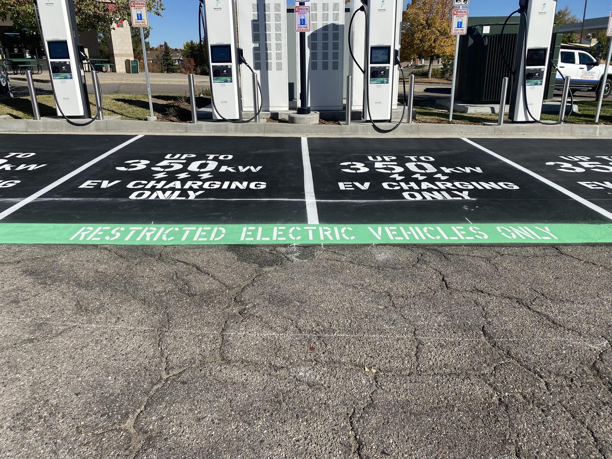 Columbine Knolls Village Subway Littleton, CO EV Station