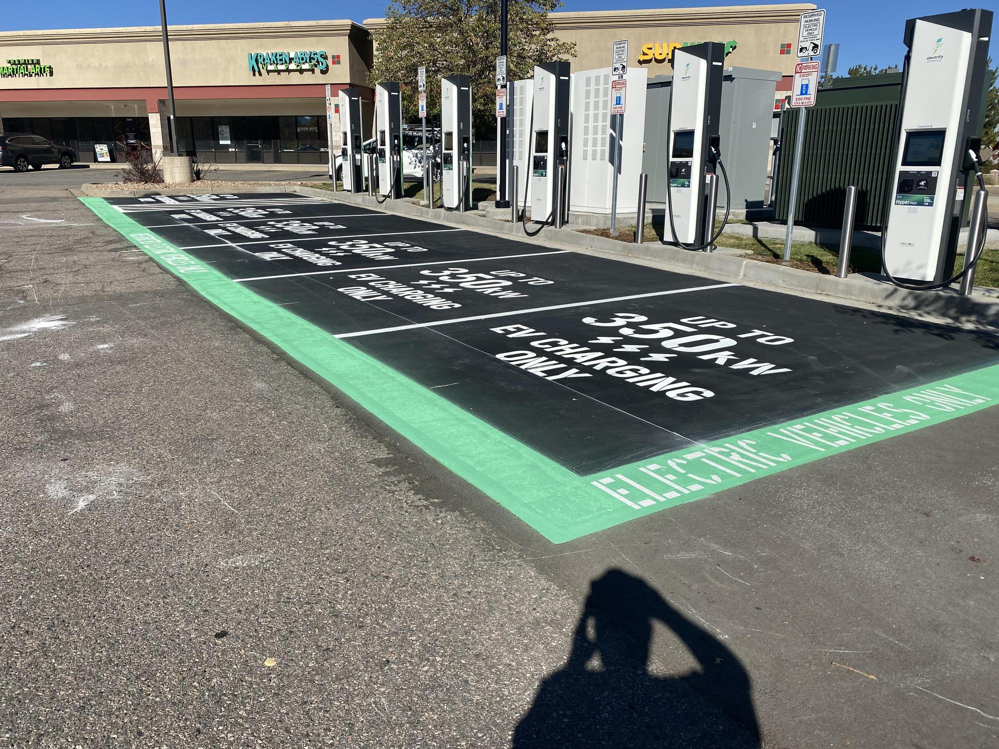 Columbine Knolls Village Subway Littleton, CO EV Station
