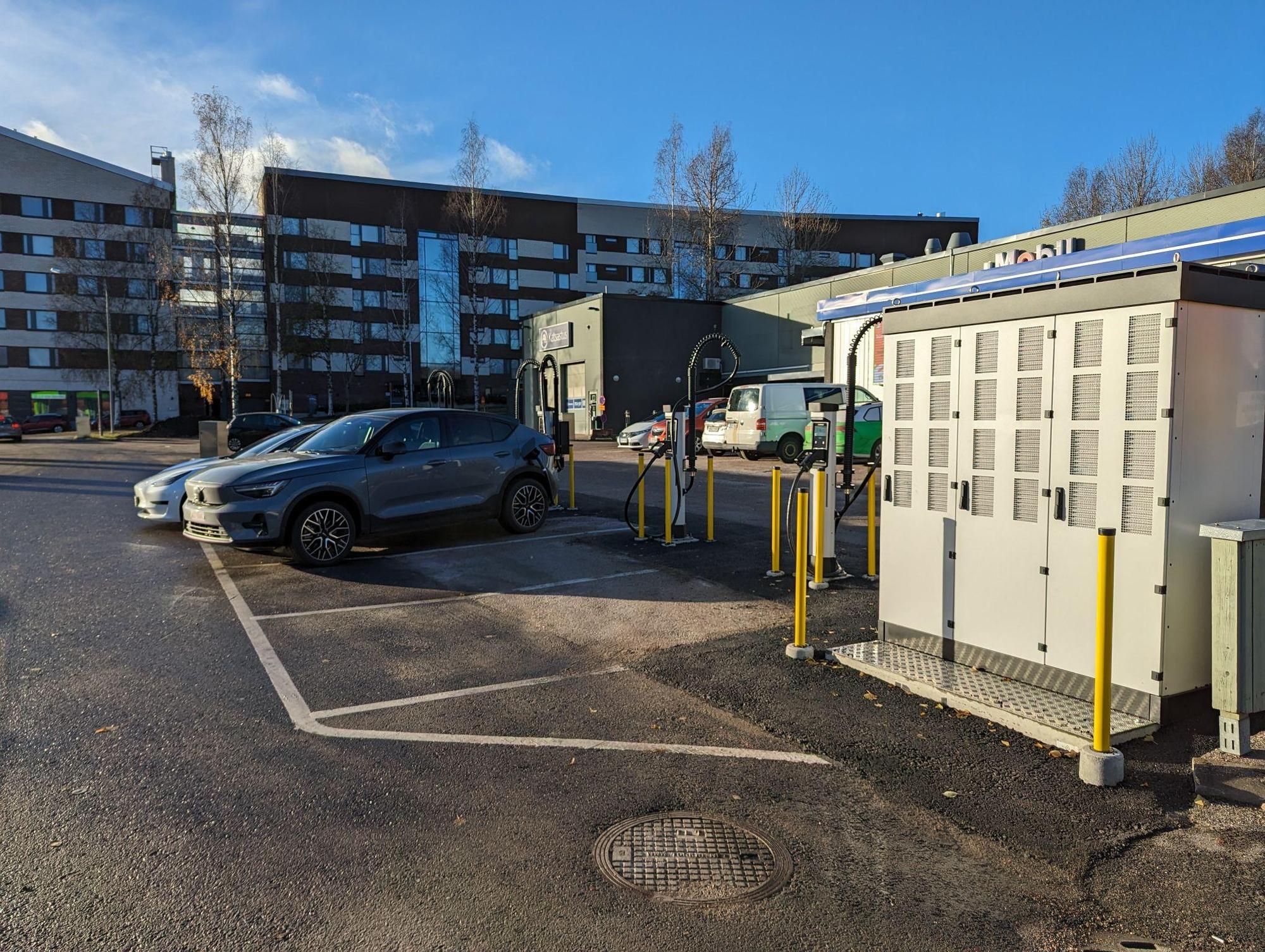 Helen Hesburger Martinlaakso Vantaa, Uusimaa EV Station
