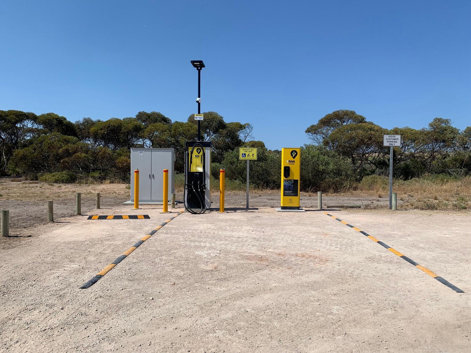 Wells St Parking Streaky Bay, SA EV Station