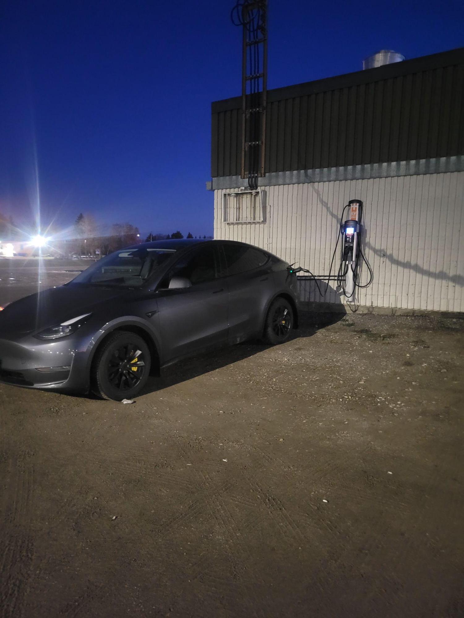 East Selkirk Arena East Selkirk, MB EV Station