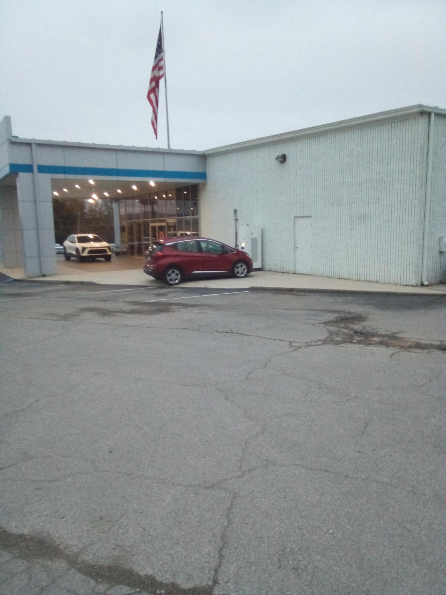 Riverside CHEVROLET South Pittsburg, TN EV Station