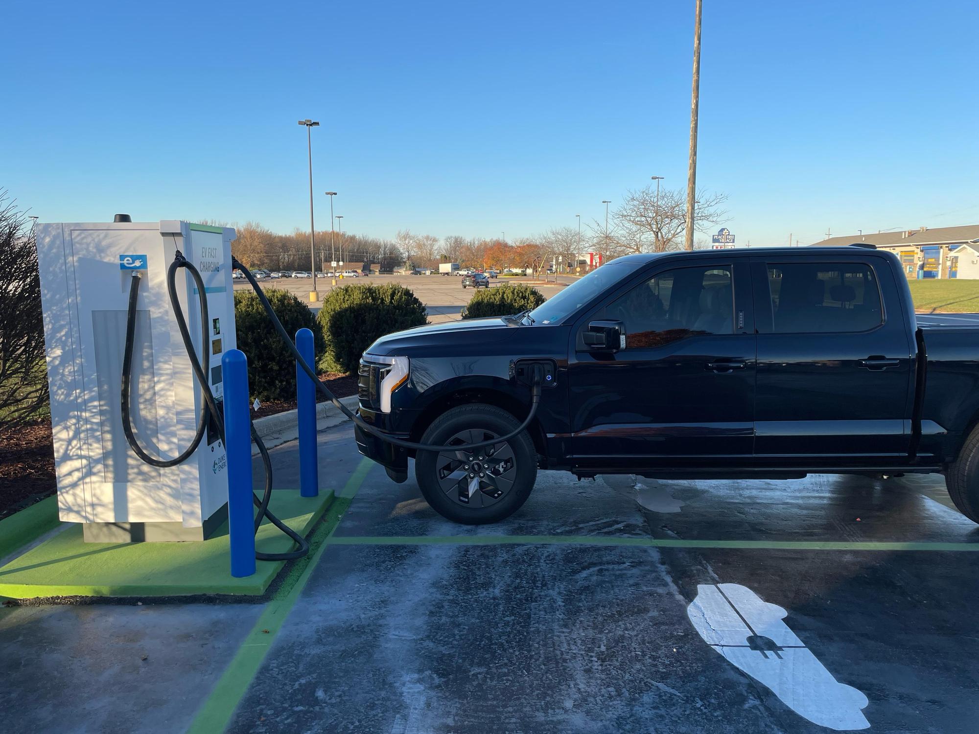 2250 Pottawattamie Ln Parking Lot Rochester, IN EV Station