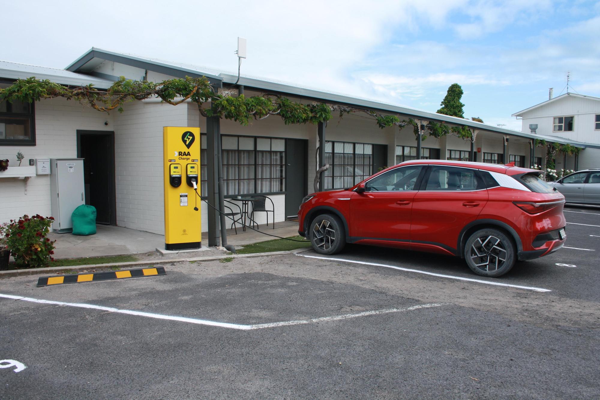 Guichen Bay Motel Robe, SA EV Station