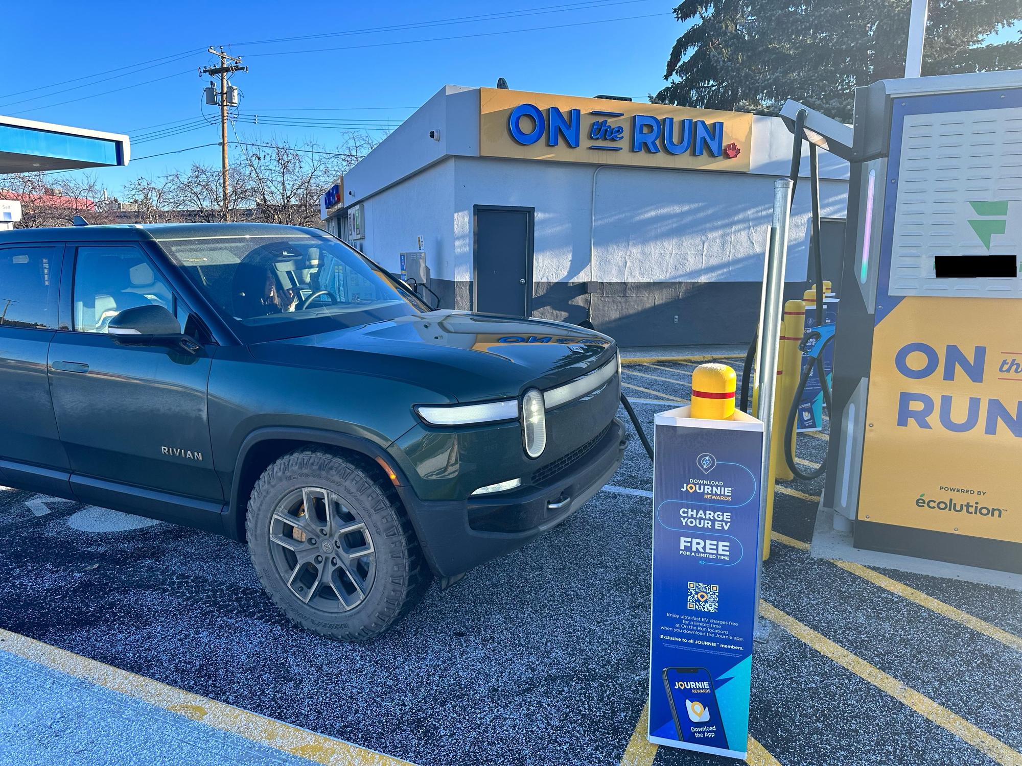 On the Run Convenience Store 100 Mile House, BC EV Station
