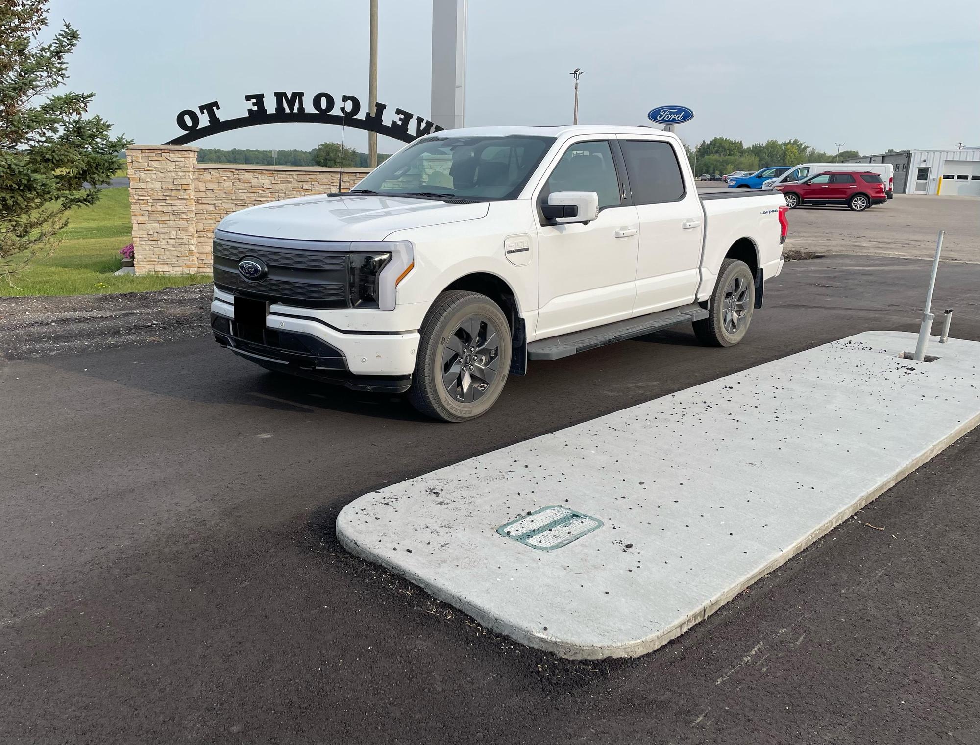 C&M Ford Sales Hallock, MN EV Station