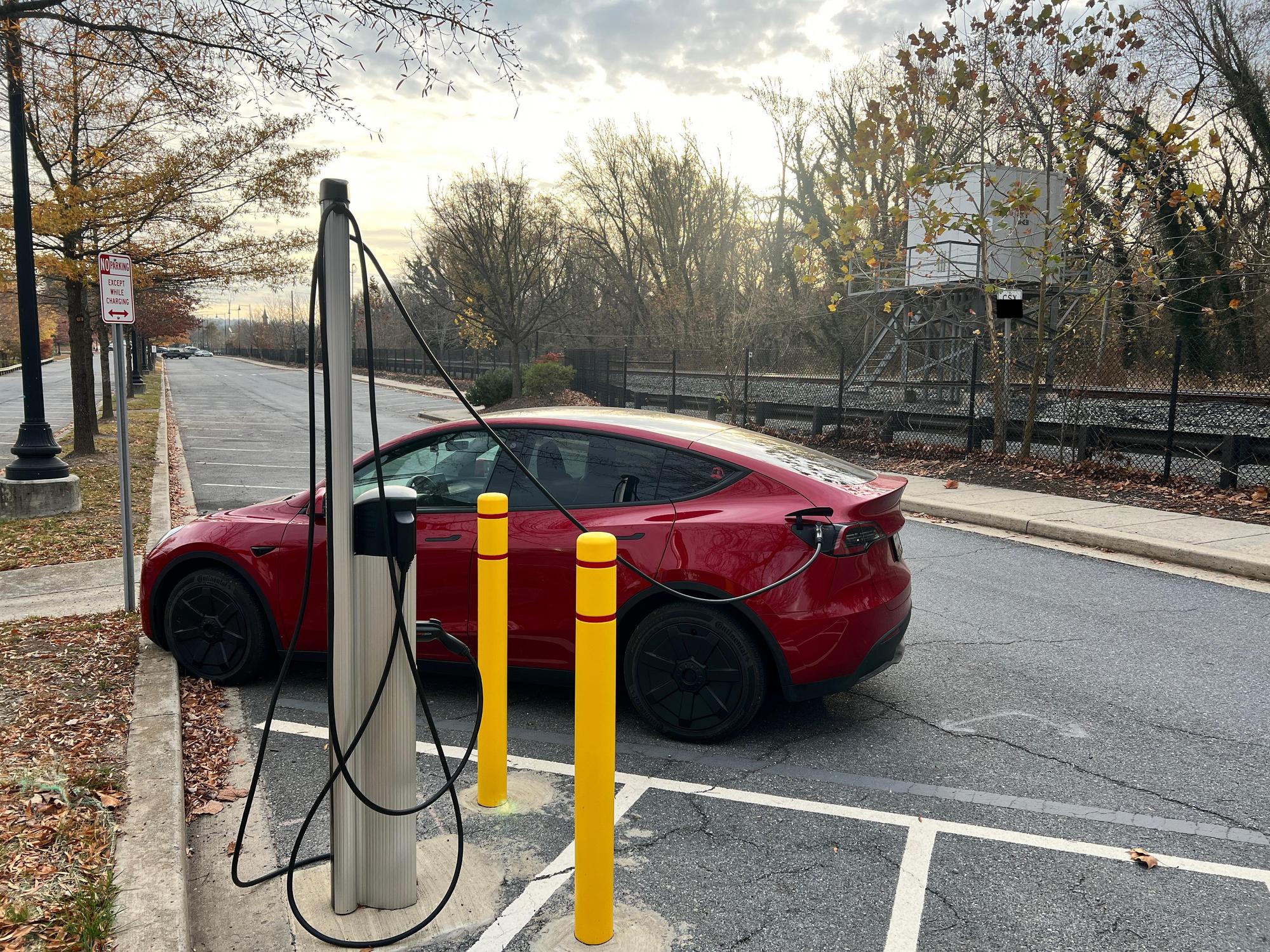 MARC Point Of Rocks Point of Rocks, MD EV Station