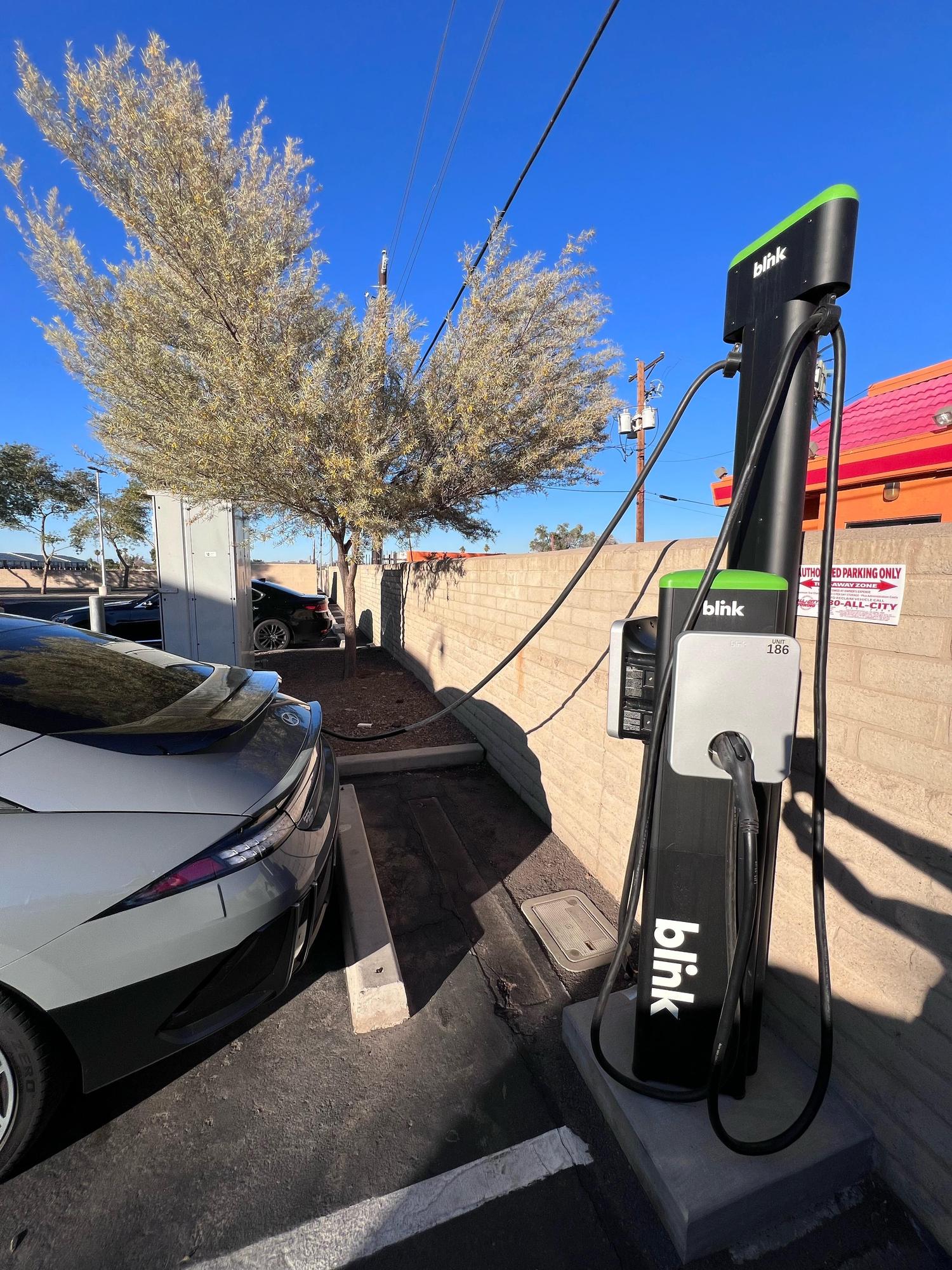Ocotillo Library Phoenix, AZ EV Station