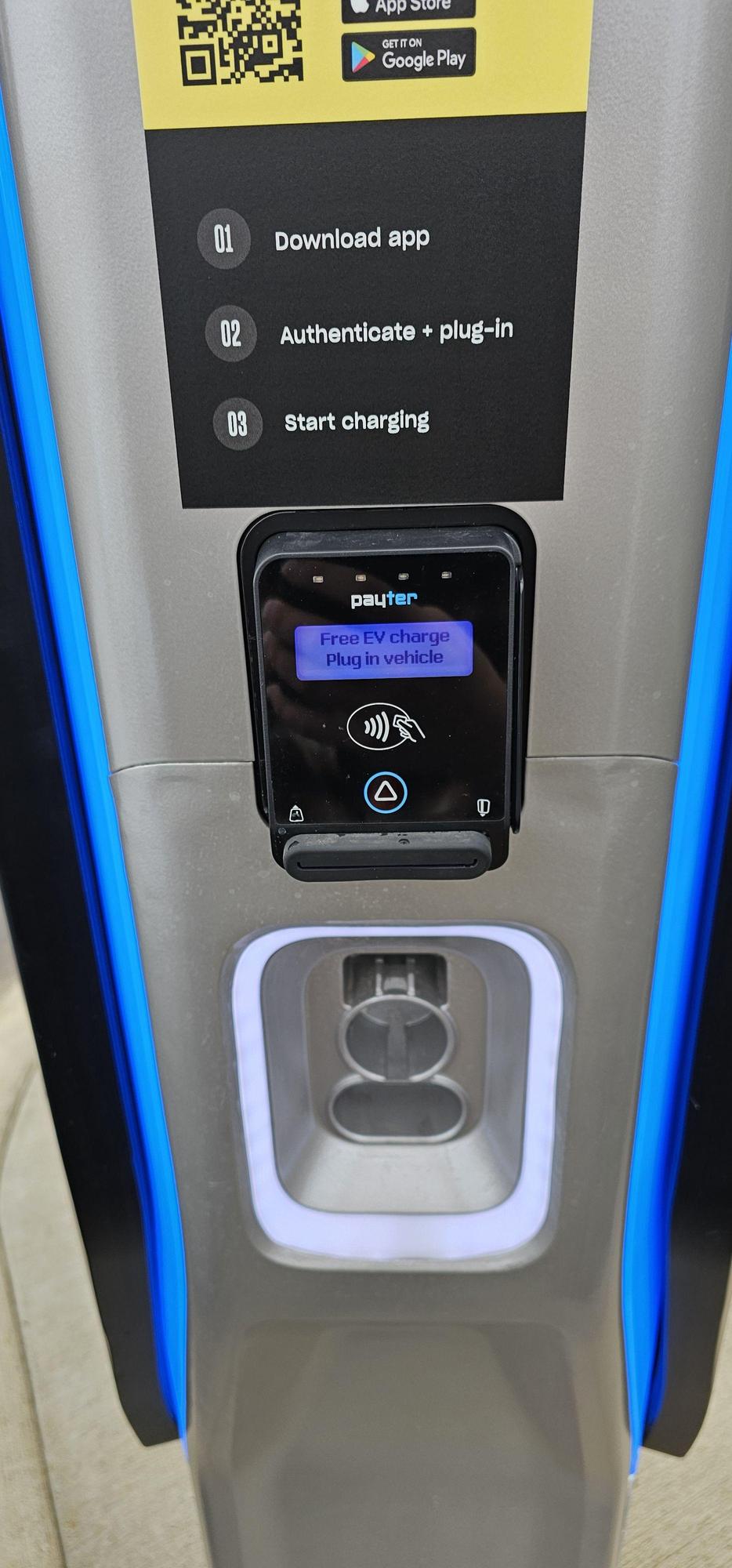 Tanger Outlets Fossil Nashville, TN EV Station