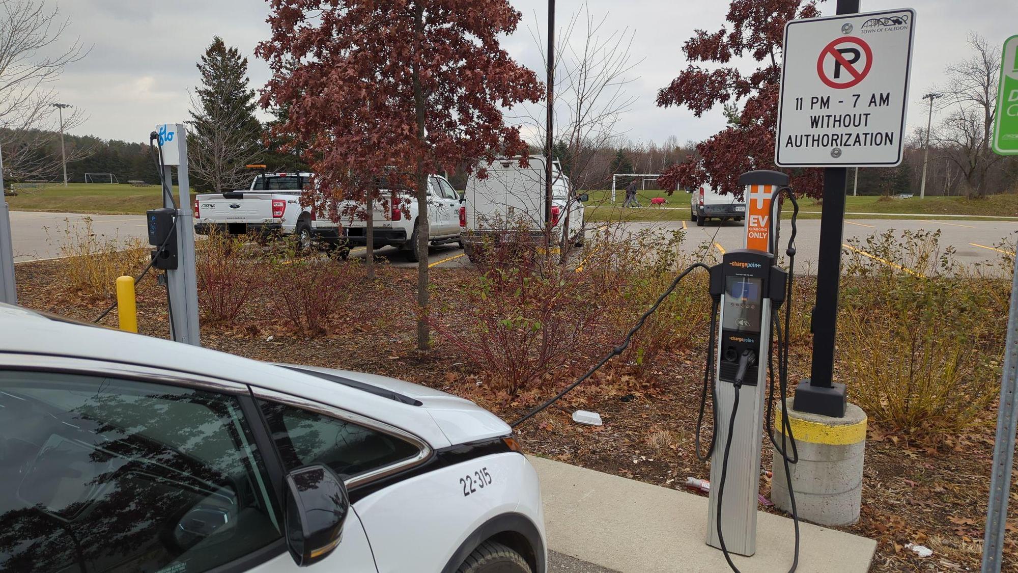 Caledon Town Hall (3) Caledon East, ON EV Station