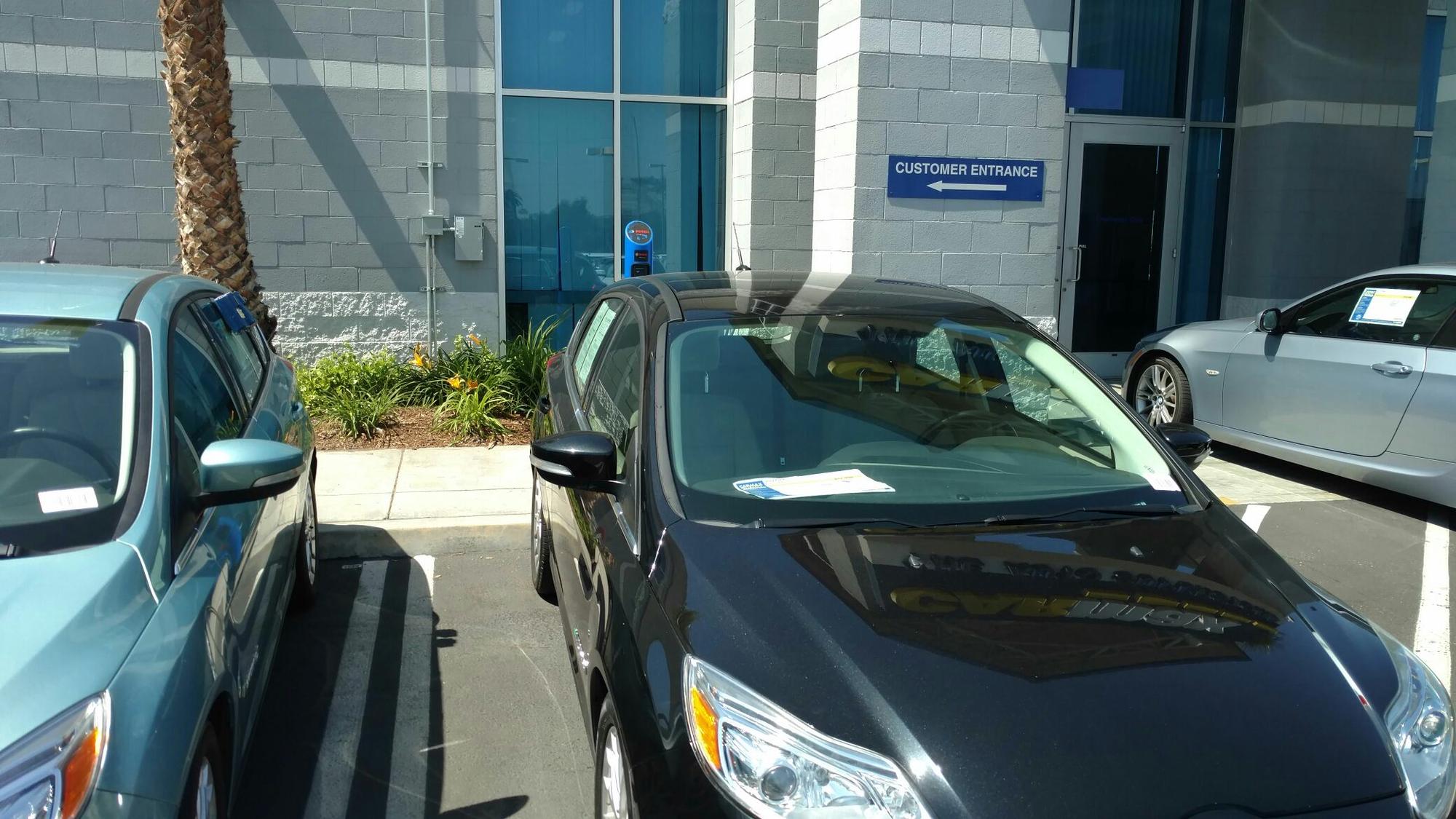 CarMax LAX Inglewood, CA EV Station