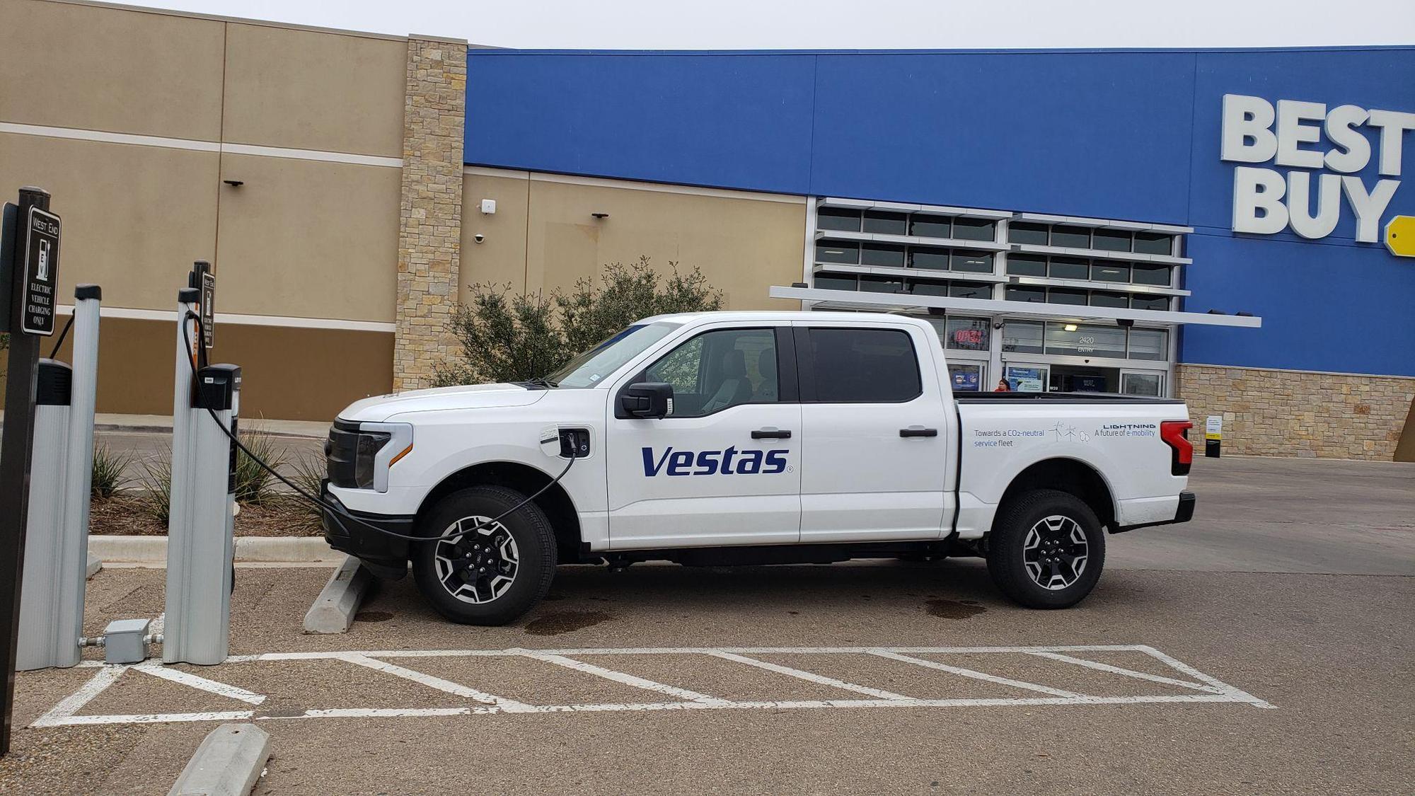 Best Buy Lubbock, TX EV Station