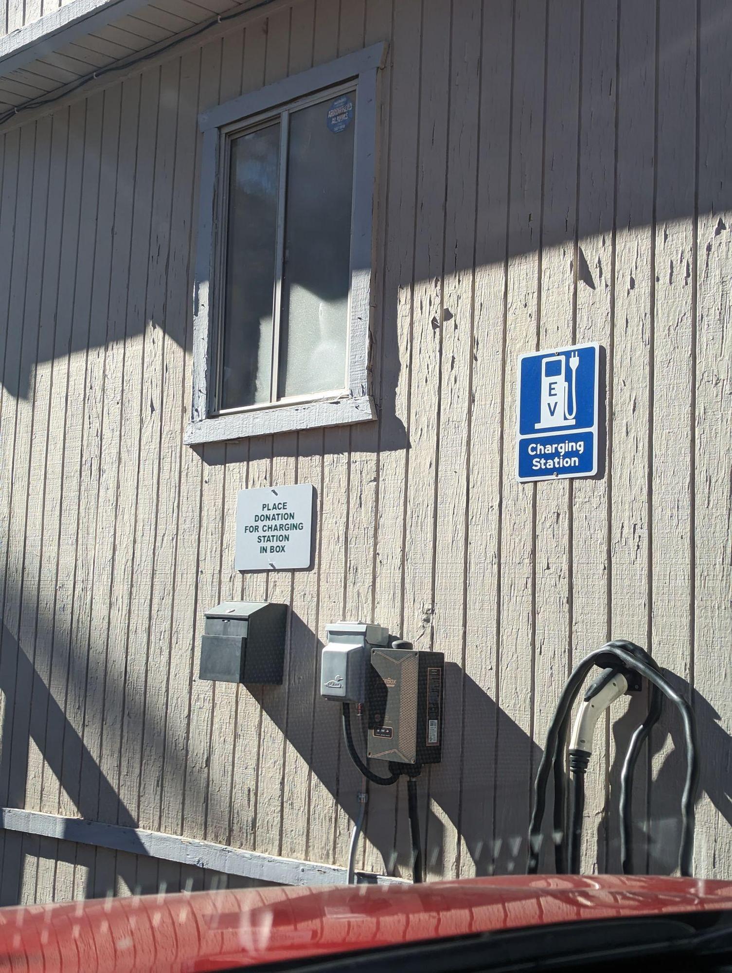 Mt Calvary Lutheran Church & School Lake Arrowhead, CA EV Station