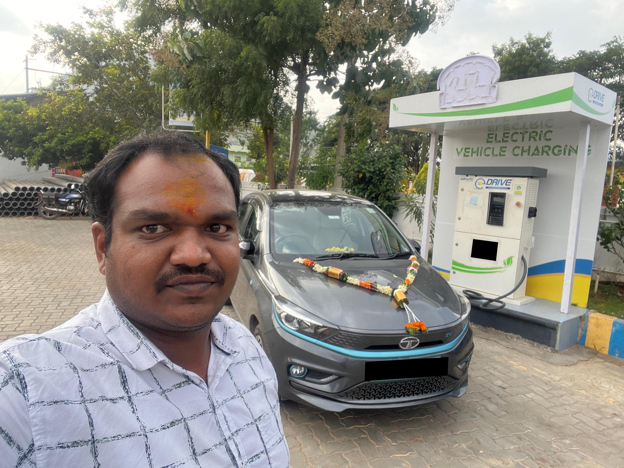 Vijaya Bharat FuelsBPCL(30kw) Kumaranakanive, KA EV Station