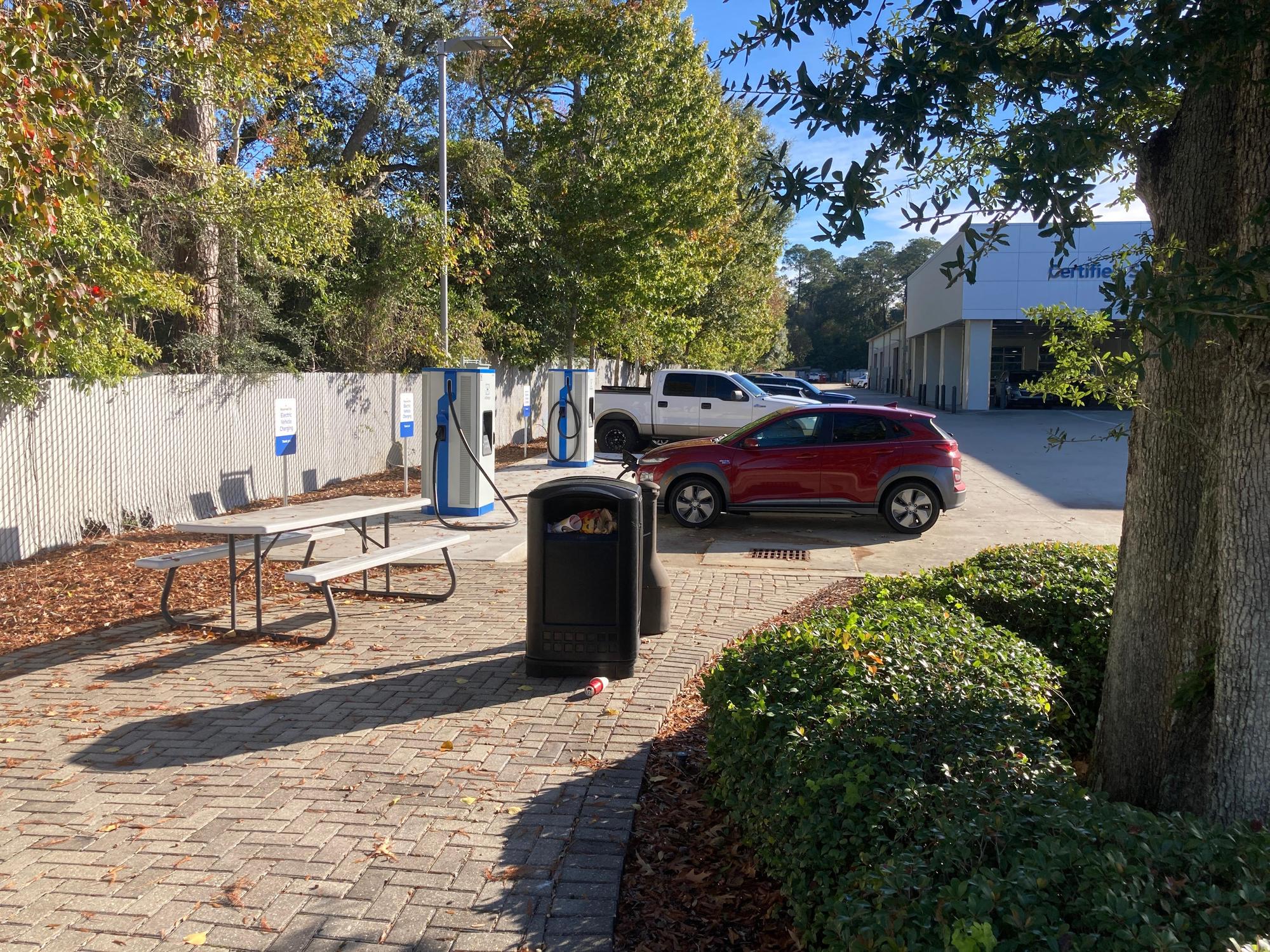 Bill Hood Chevrolet Covington, LA EV Station