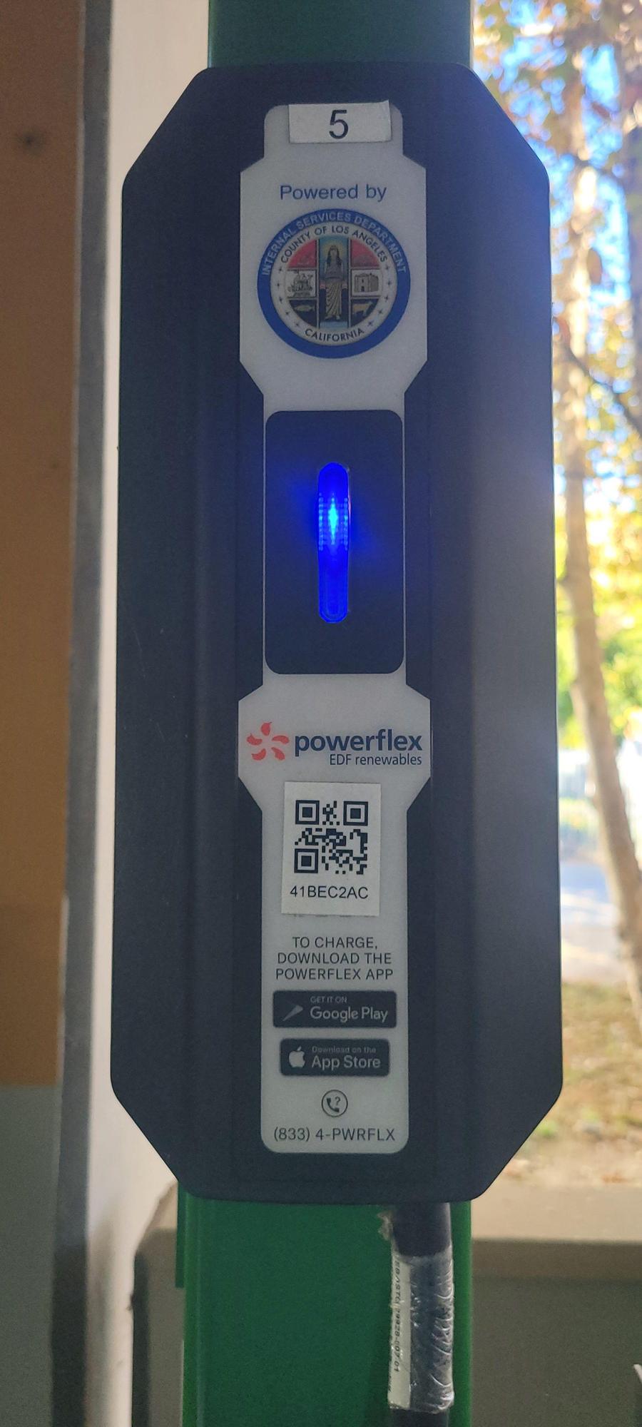 Mid Valley Comprehensive Health Center | Los Angeles, CA | EV Station